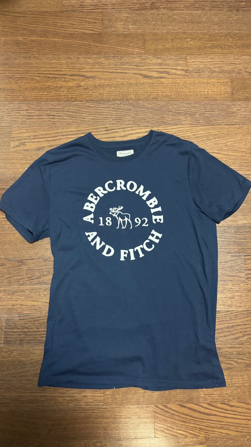 아베크롬비 네이비 반팔 M 상품이미지1