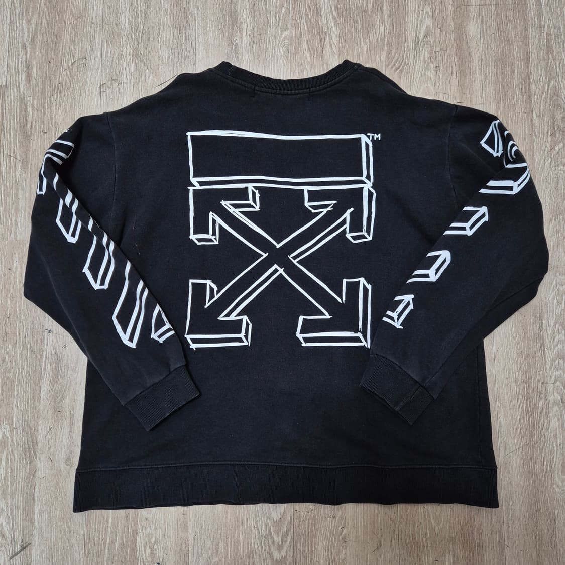 오프화이트 시그니처 디아그 애로우 패턴 프린팅 맨투맨 상품이미지5