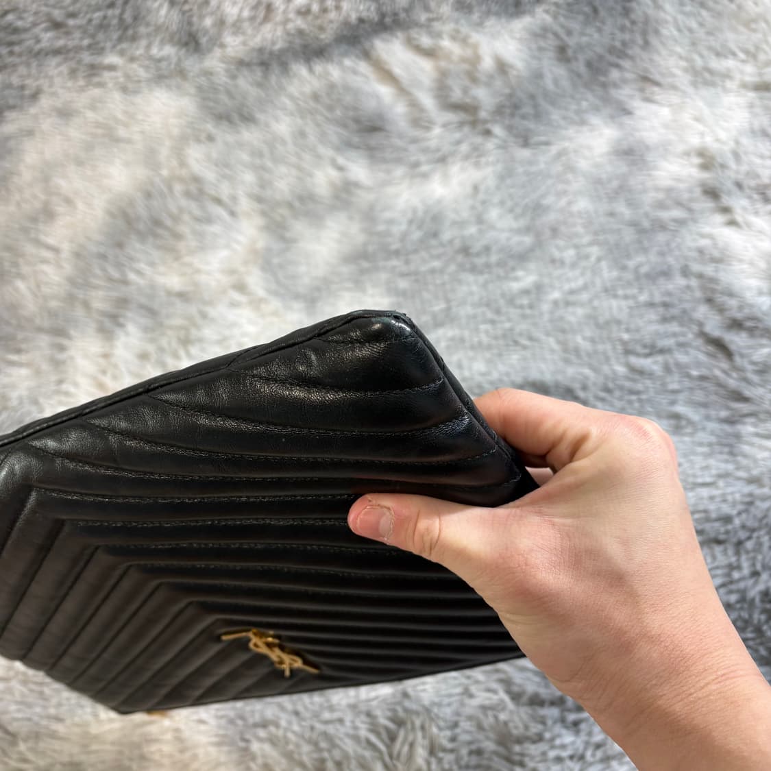 입생로랑 모노그램 클러치 금장 상품이미지3