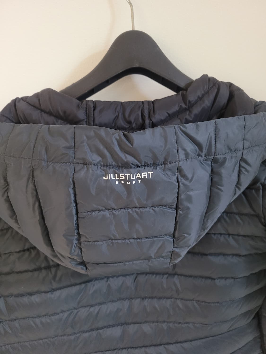 1회착) 질스튜어트 스포츠 중기장 구스 경량 패딩 90(S) 상품이미지8