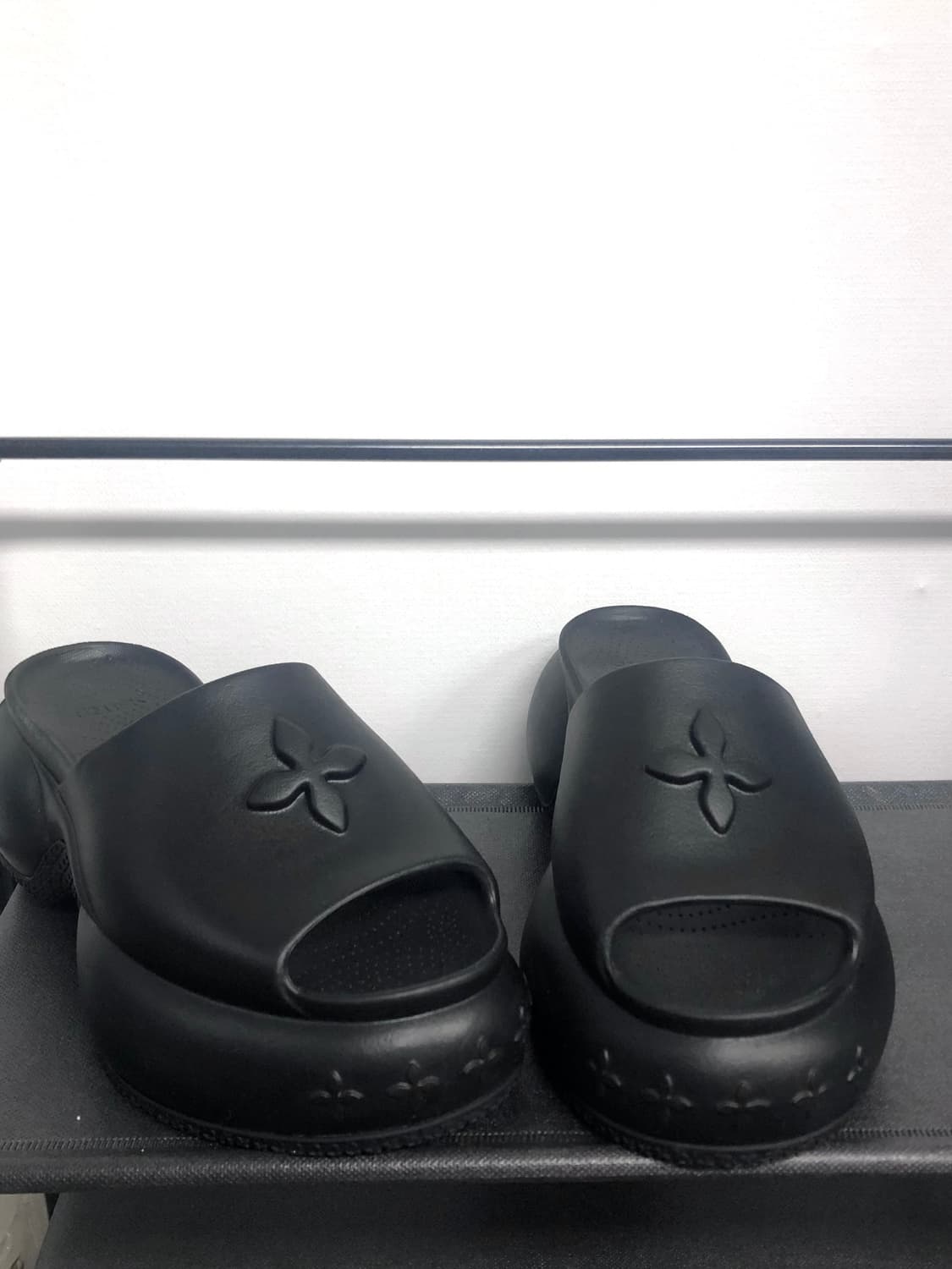 [39] SMFK compass wave 플랫폼 범퍼 샌들 블랙 상품이미지5