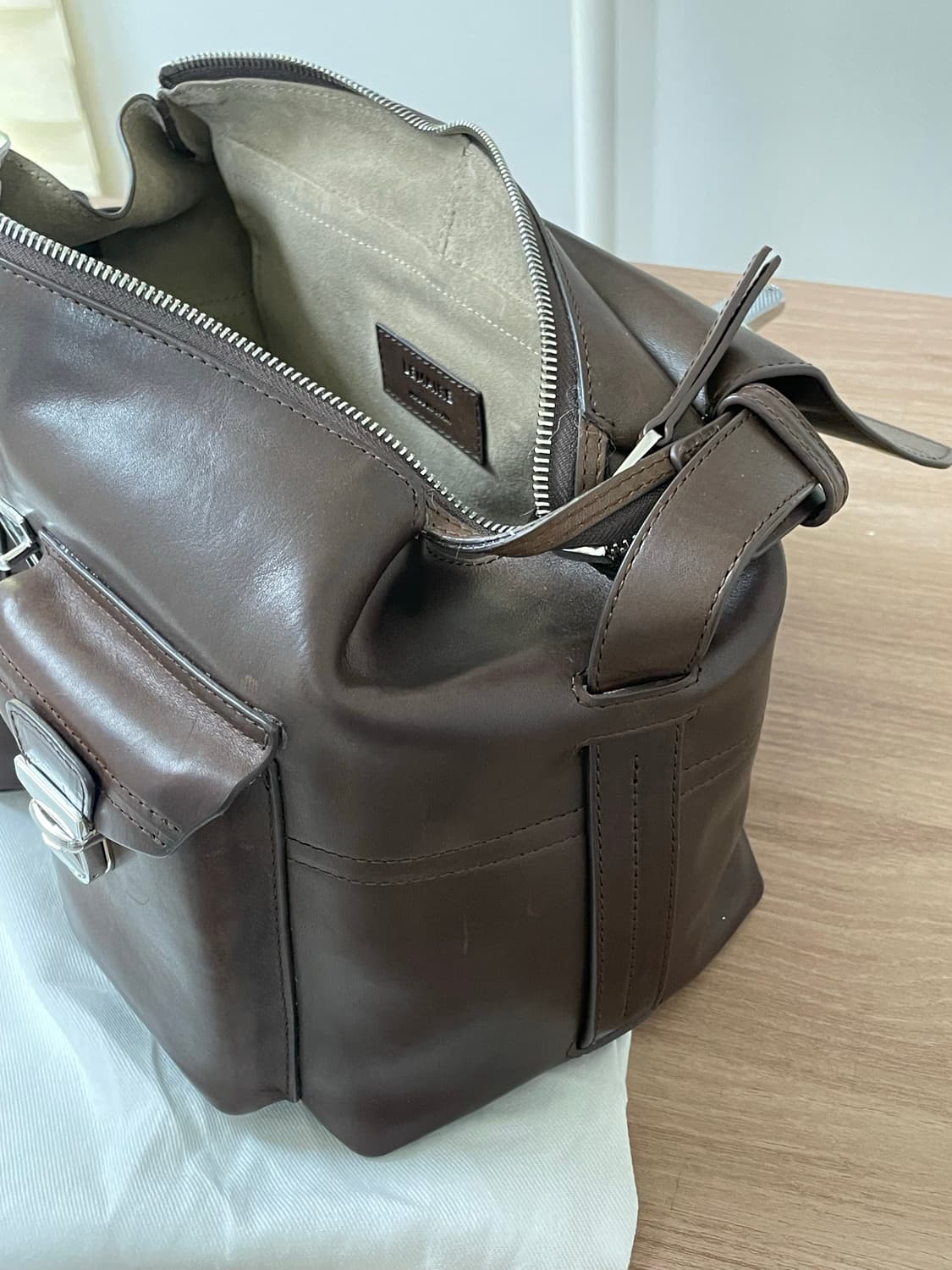 르메르 기어백 미디움 다크초콜렛 상품이미지5