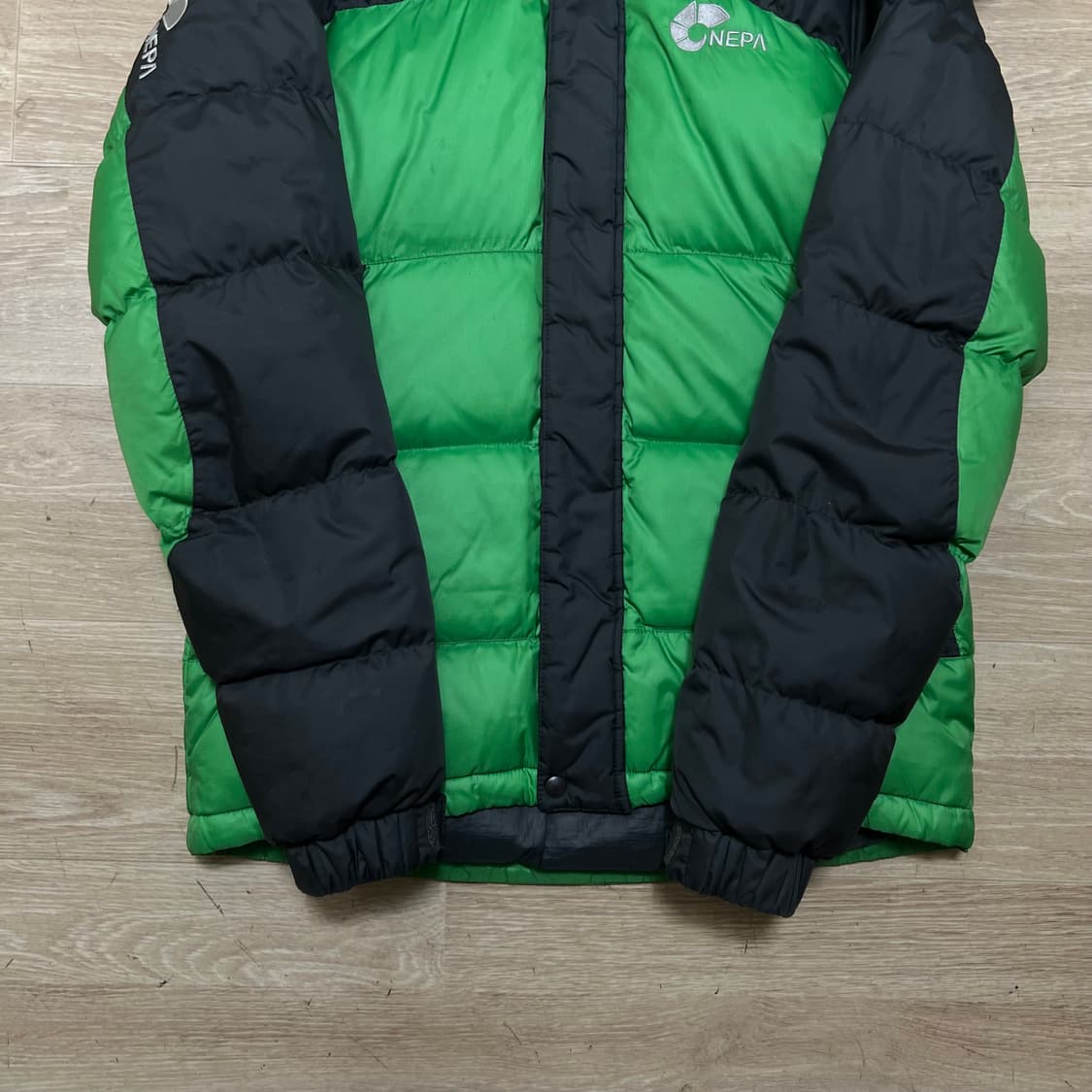 네파 덕다운 배색 후드 푸퍼 패딩 점퍼 [그린] S/90 상품이미지3