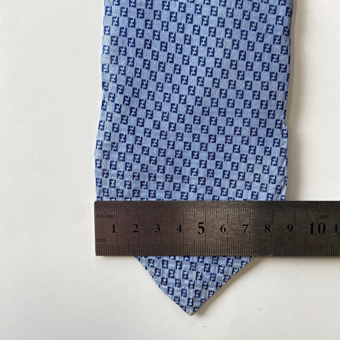 FENDI 펜디 모노그램 정품 명품넥타이 8.4cm 상품이미지8