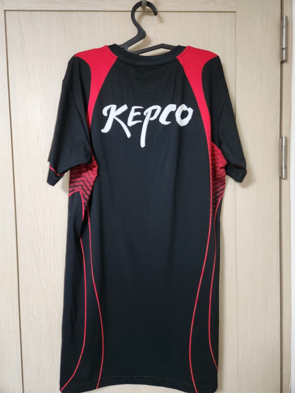 한국전력배구단 반팔티셔츠 사이즈105 상품이미지2