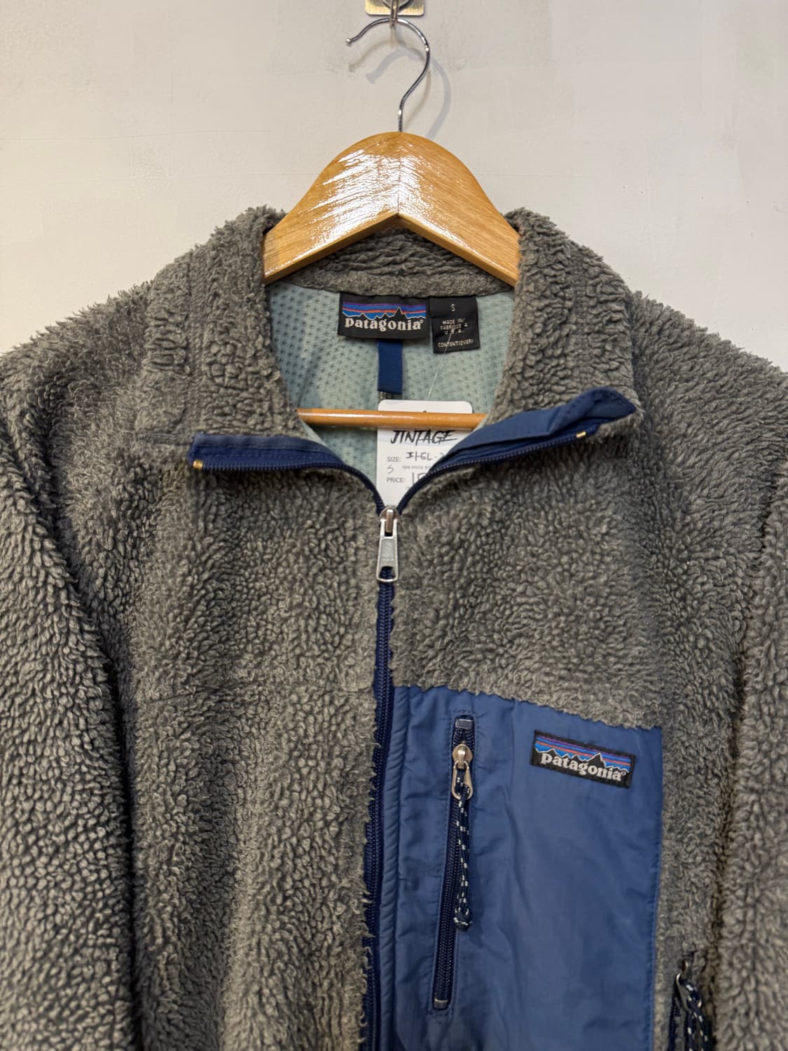 파타고니아 레트로 그레이 플리스 집업 상품이미지2