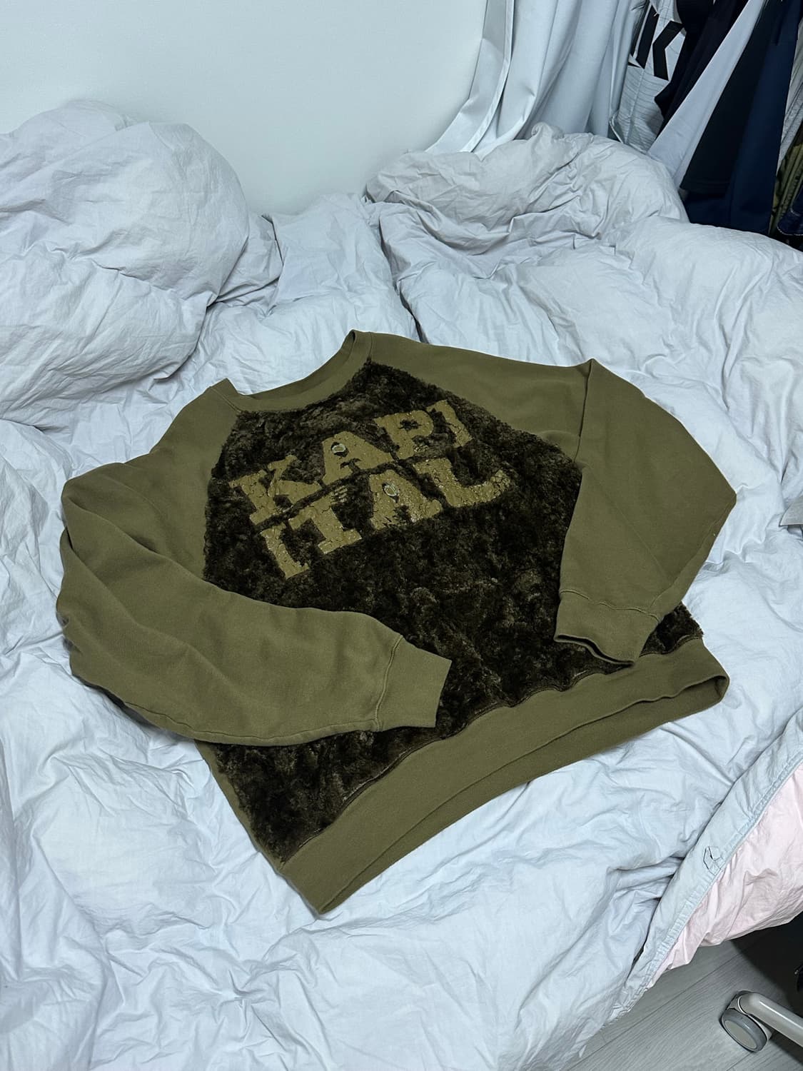 KAPITAL 캐피탈 퍼 그리즐리 스웻 상품이미지2