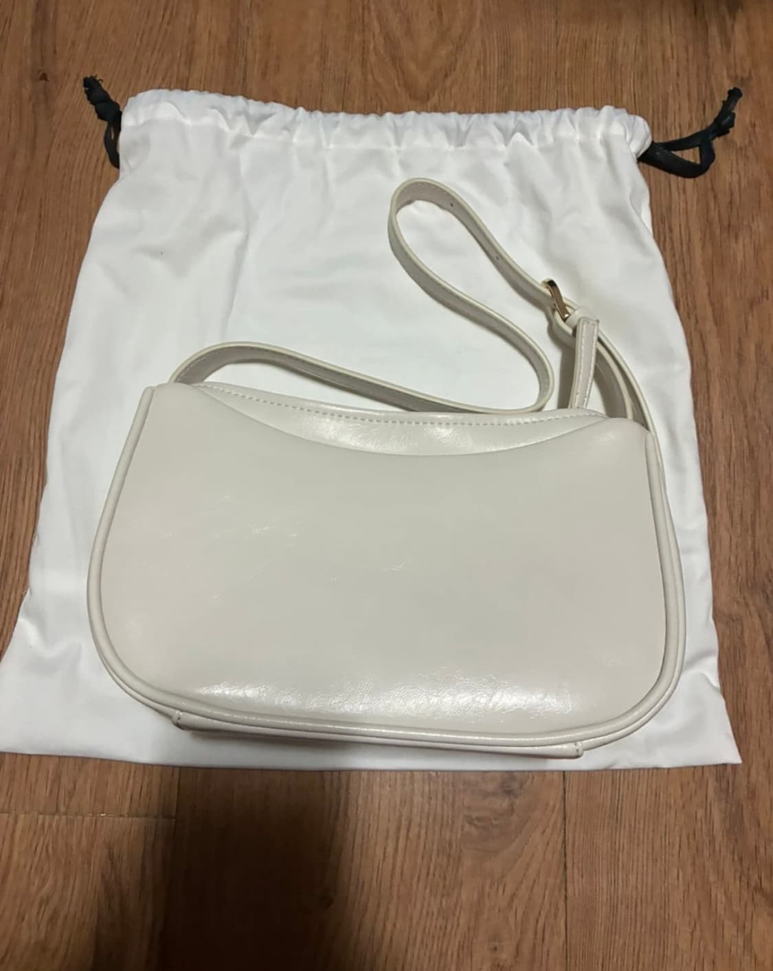 스탠드오일 보우백 미니 크림 상품이미지2