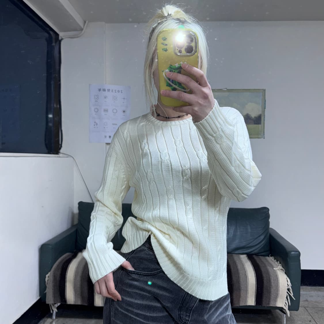 투티/0100 에디바우어 꽈배기 케이블 니트 화이트 베이지 스웨터 상품이미지1