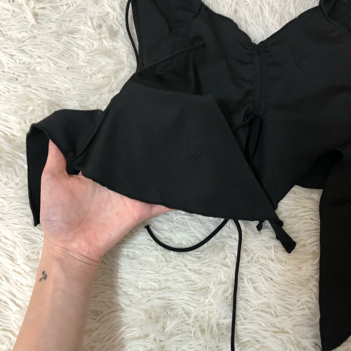 빈티지 블랙 셔링 나시 탑 상품이미지8