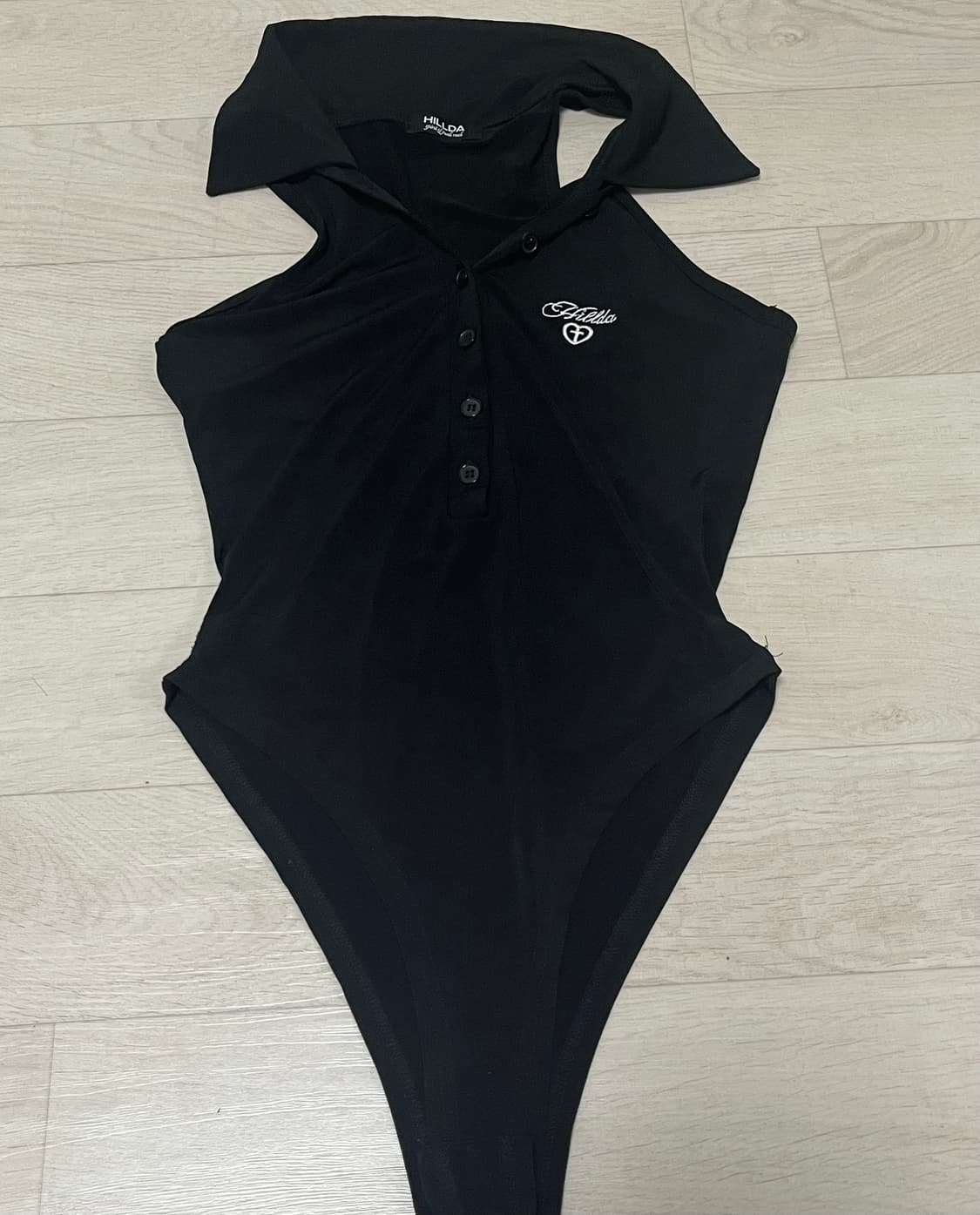 힐다 이모칼라바디수트 상품이미지3