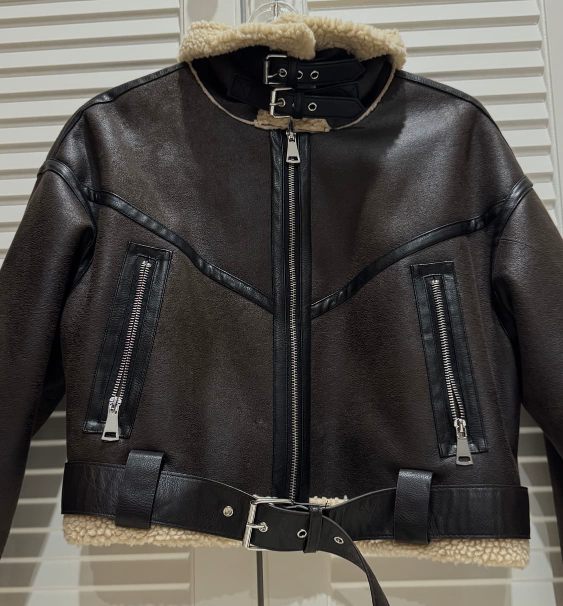 자라 무스탕 상품이미지2