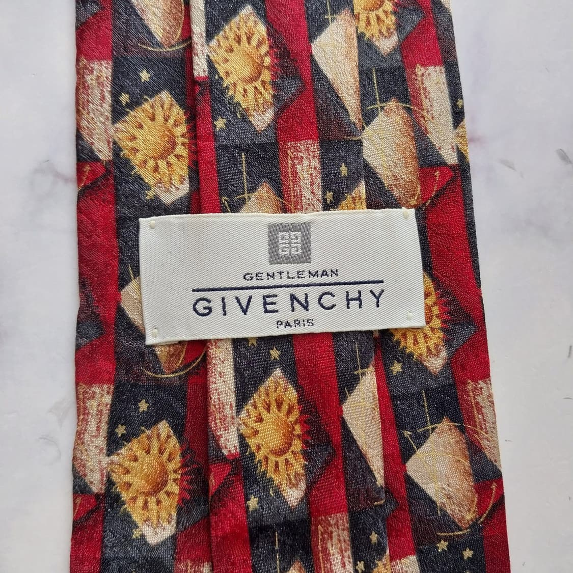 지방시 실크 블랙 패턴 넥타이 9.7cm A+등급 k2010
 상품이미지8