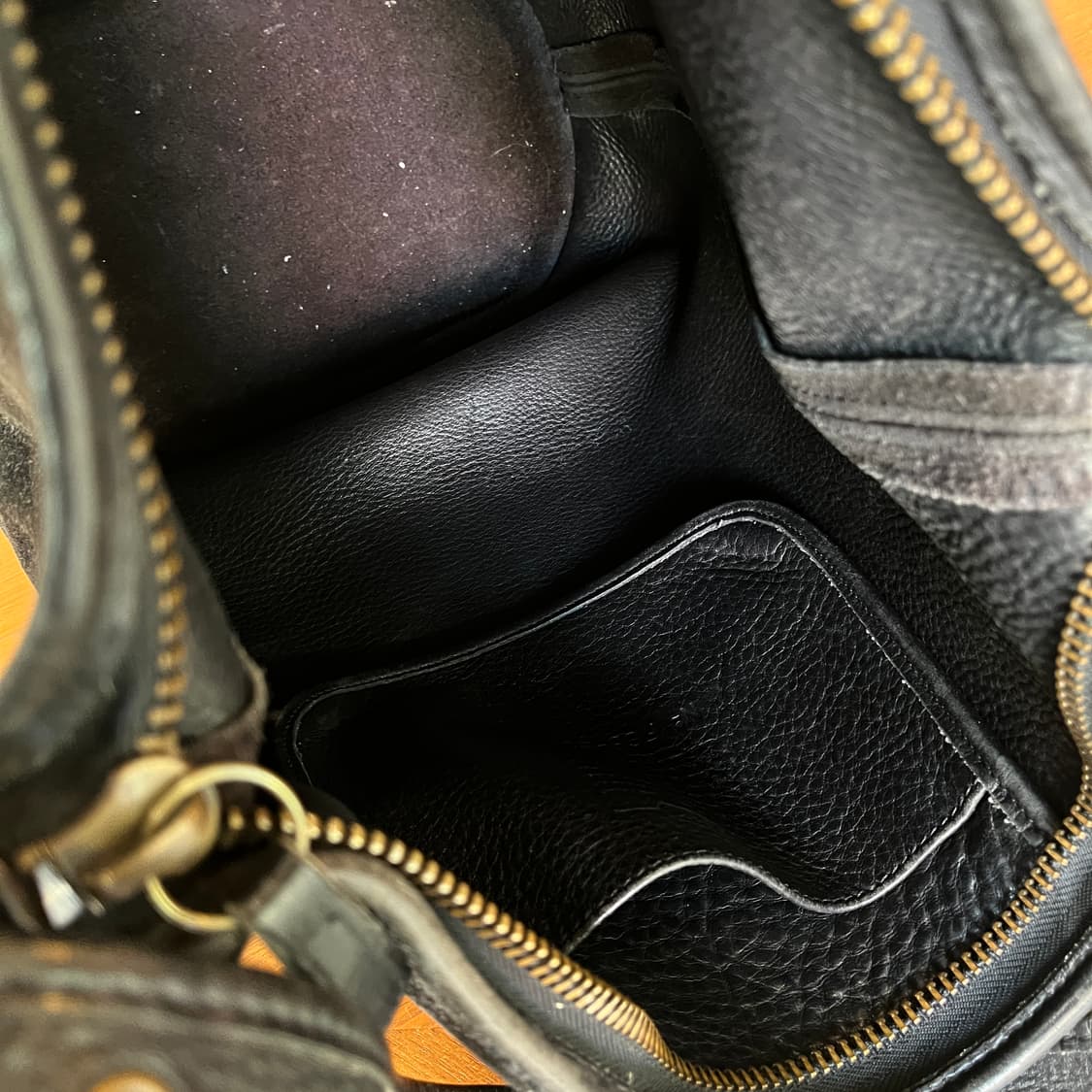 Old Coach Suede Berkeley Bag  상품이미지9