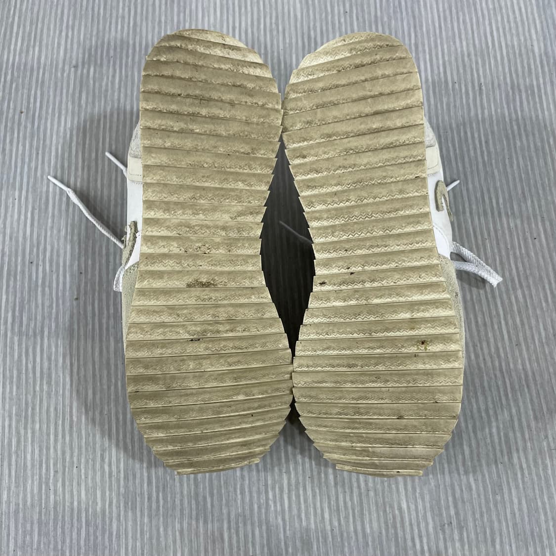 236) 아이더 콜라주 스니커즈 240mm 상품이미지7