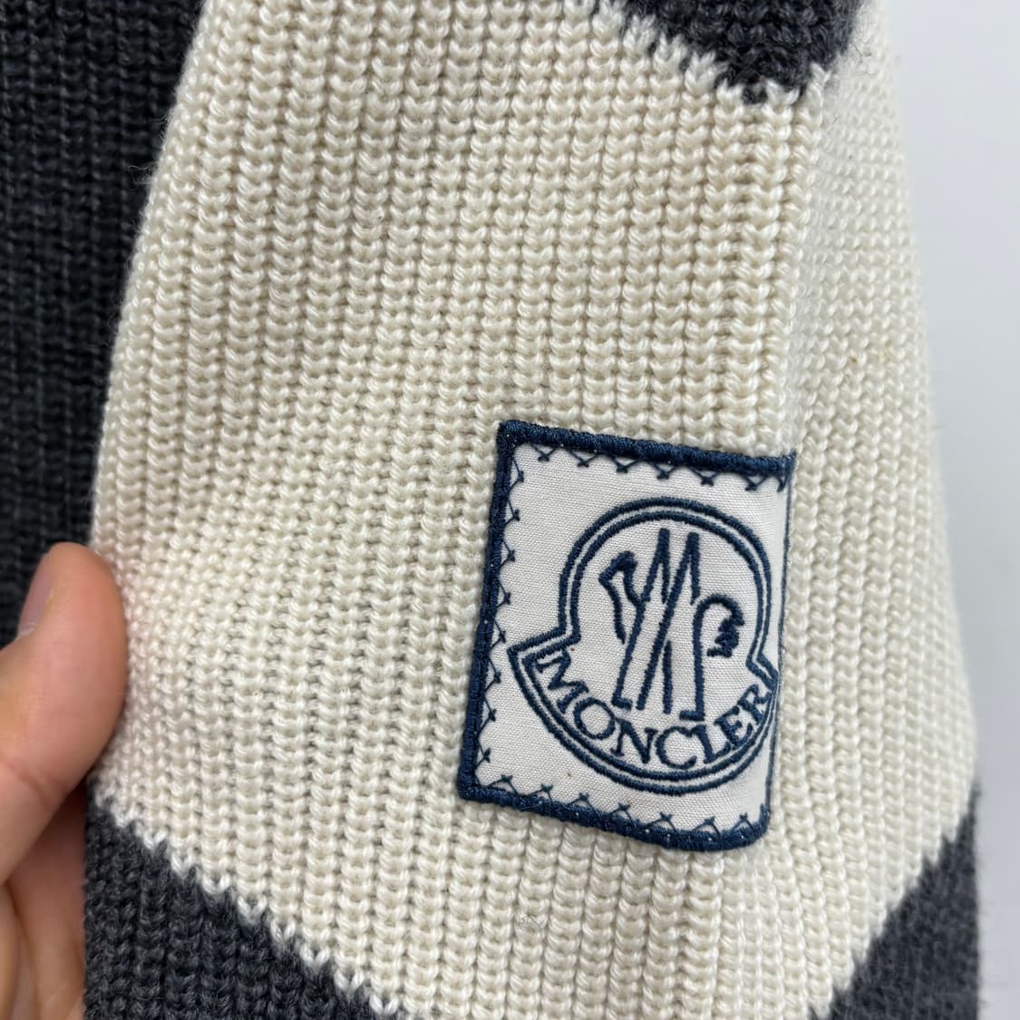 [S]몽클레어 감마블루 니트 상품이미지2