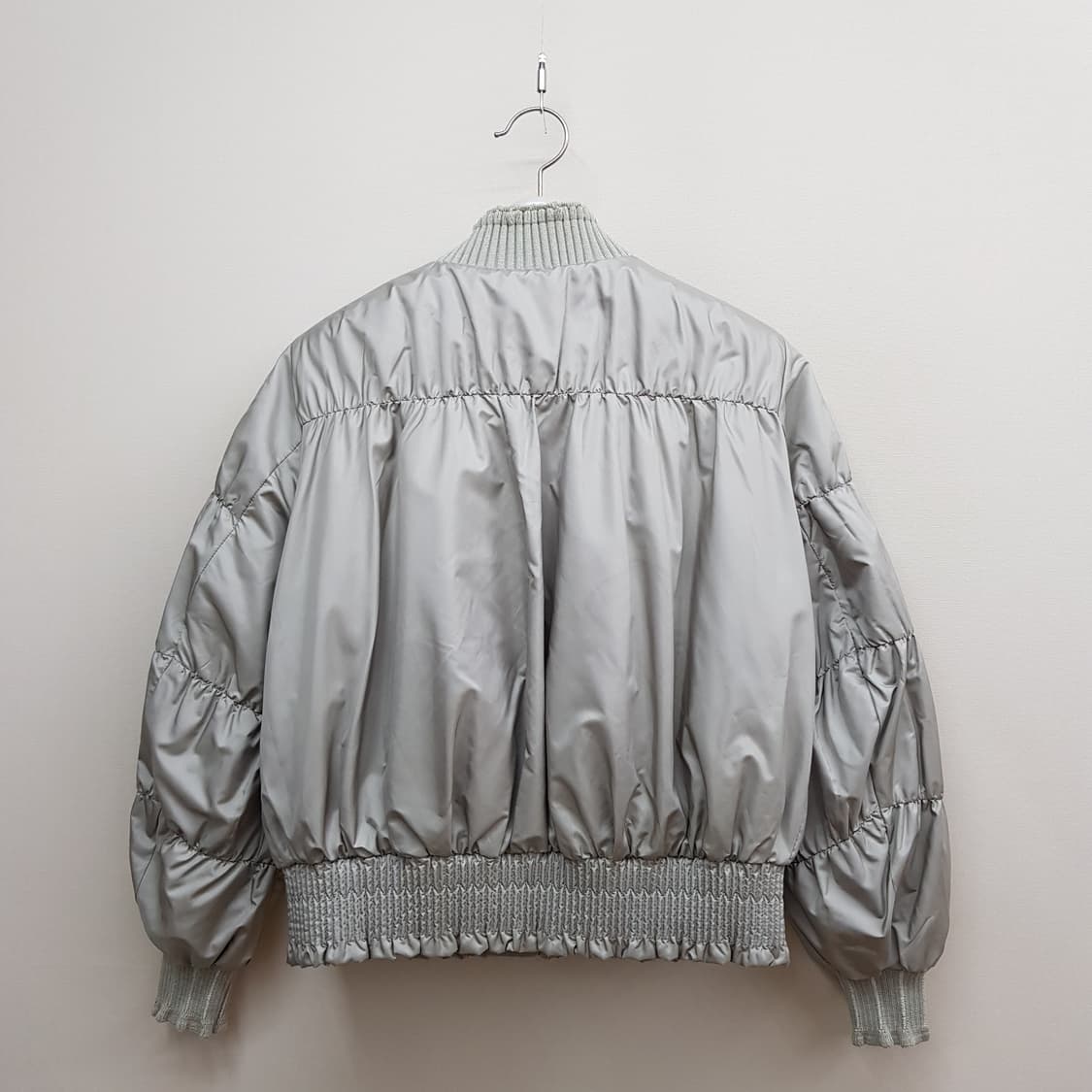 한섬 마인 2021 셔링 패딩 블루종 자켓 76-90-155사이즈 상품이미지4