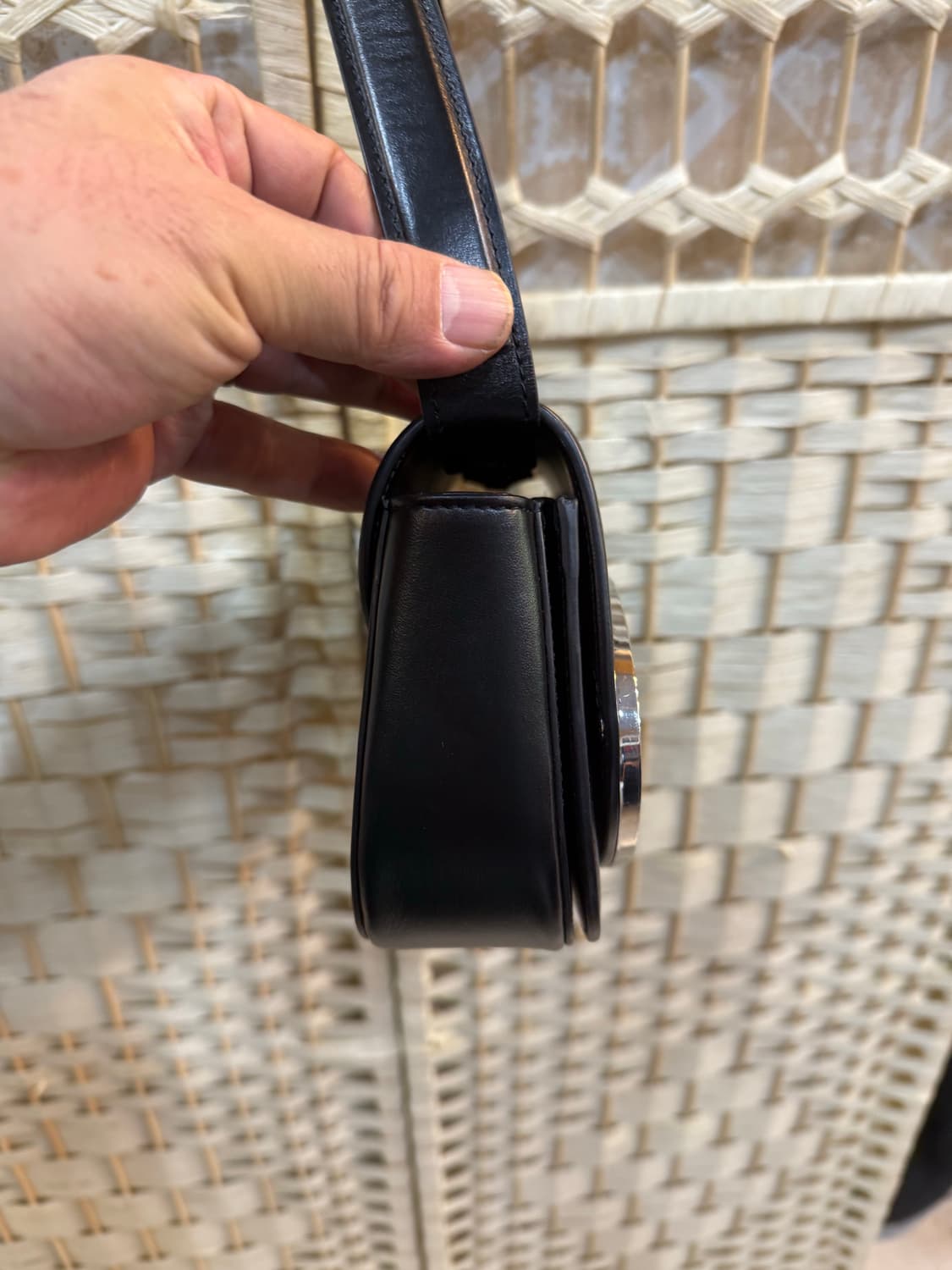 정품 디젤 1DR 숄더백 팝니다 상품이미지4