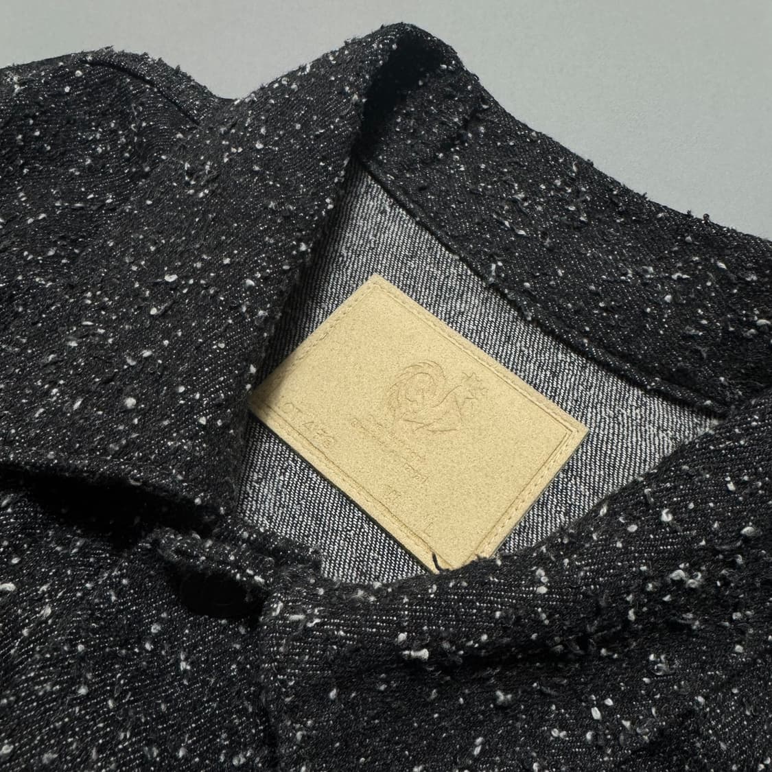 417 EDIPICE 블랙컬러 워시드 데님 부클 트러커 자켓 상품이미지3