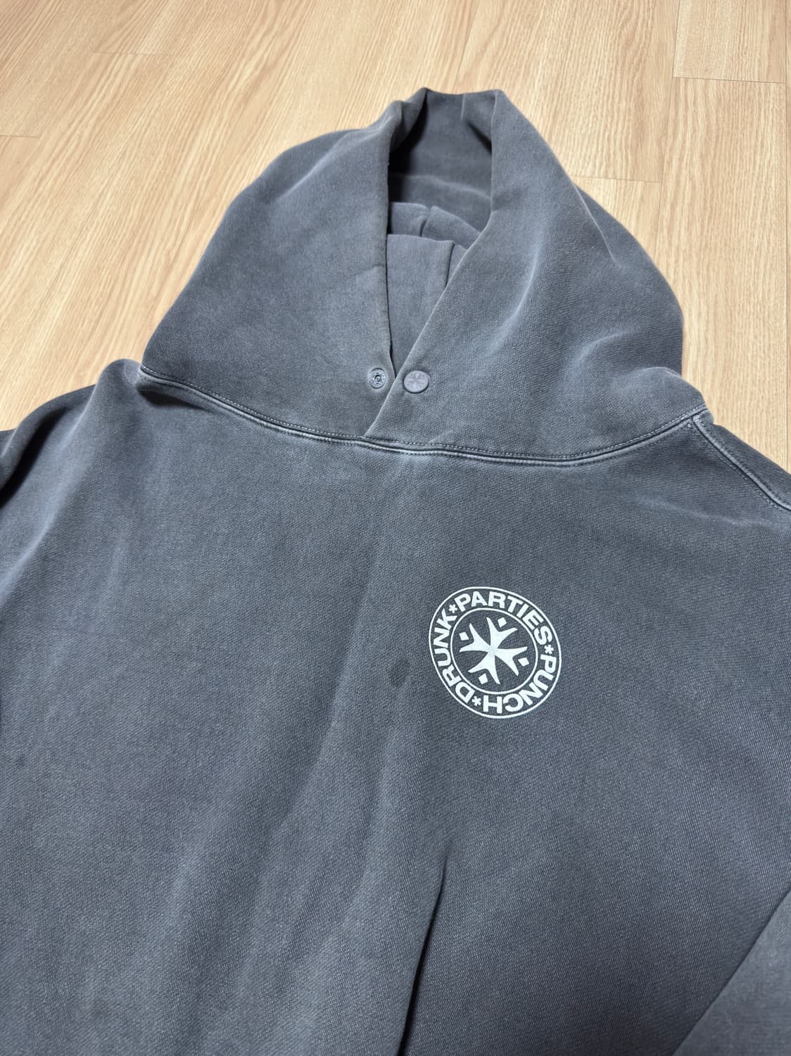 펀치드렁크파티즈 피그먼트 후드 m 상품이미지2