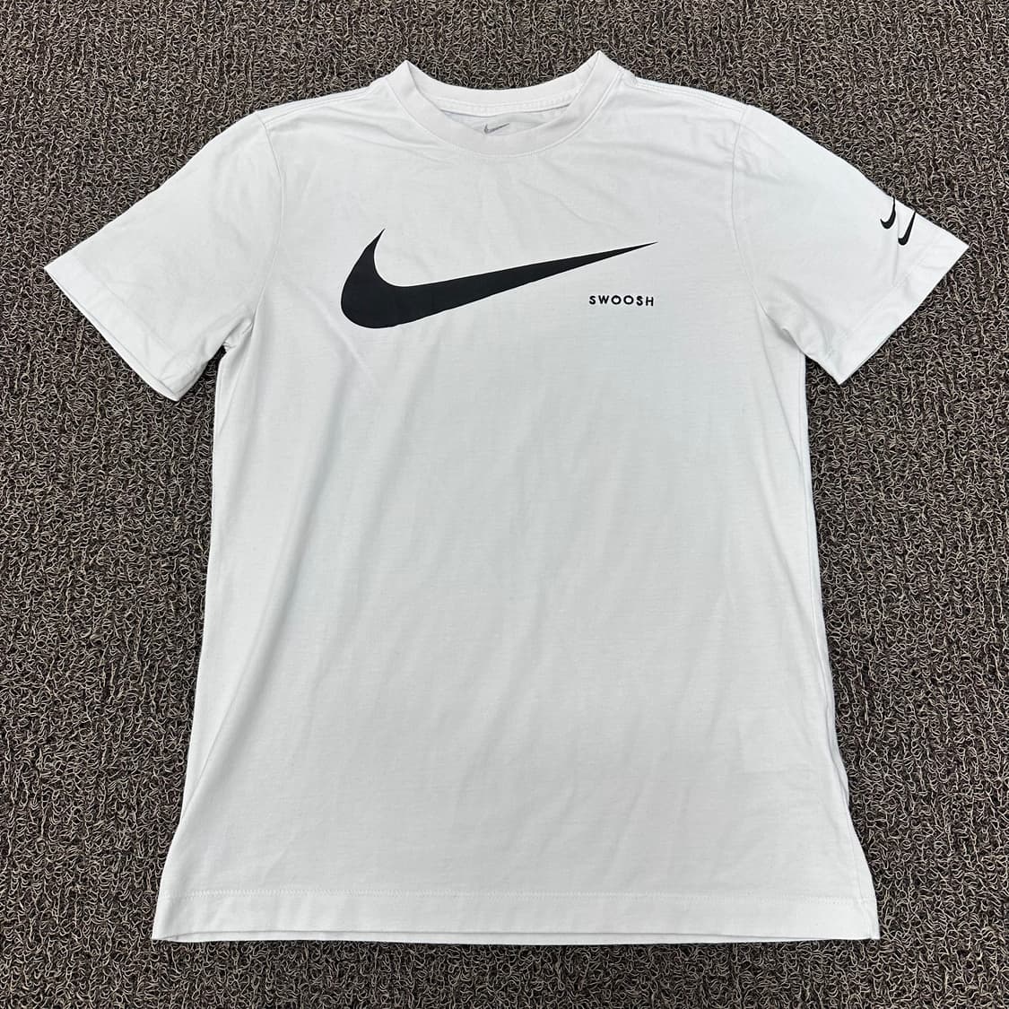 NIKE 나이키 여성 반팔티셔츠 화이트 M 상품이미지1