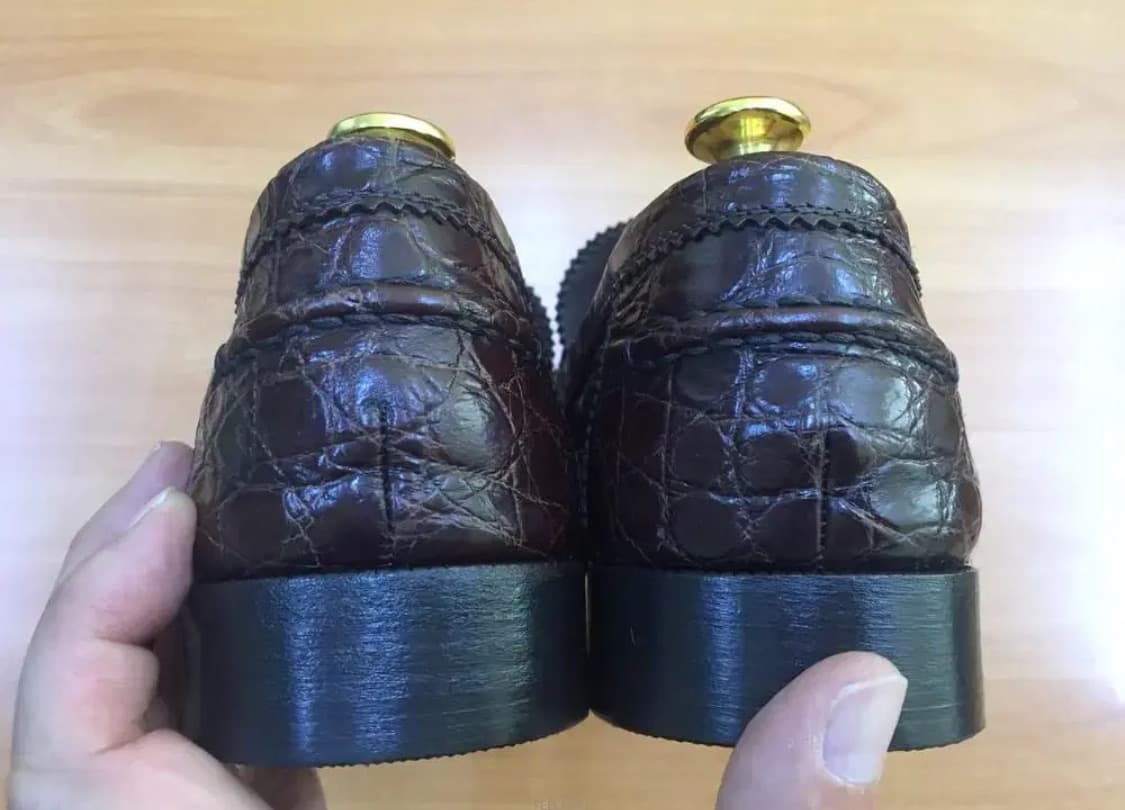 루이비통 페니로퍼(크로커다일 스킨-악어가죽)8 사이즈 상품이미지5