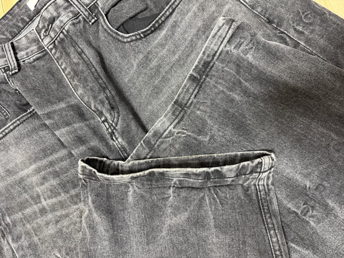 [XL] 밀로 아카이브 리플렉트 커브드 팬츠 상품이미지3