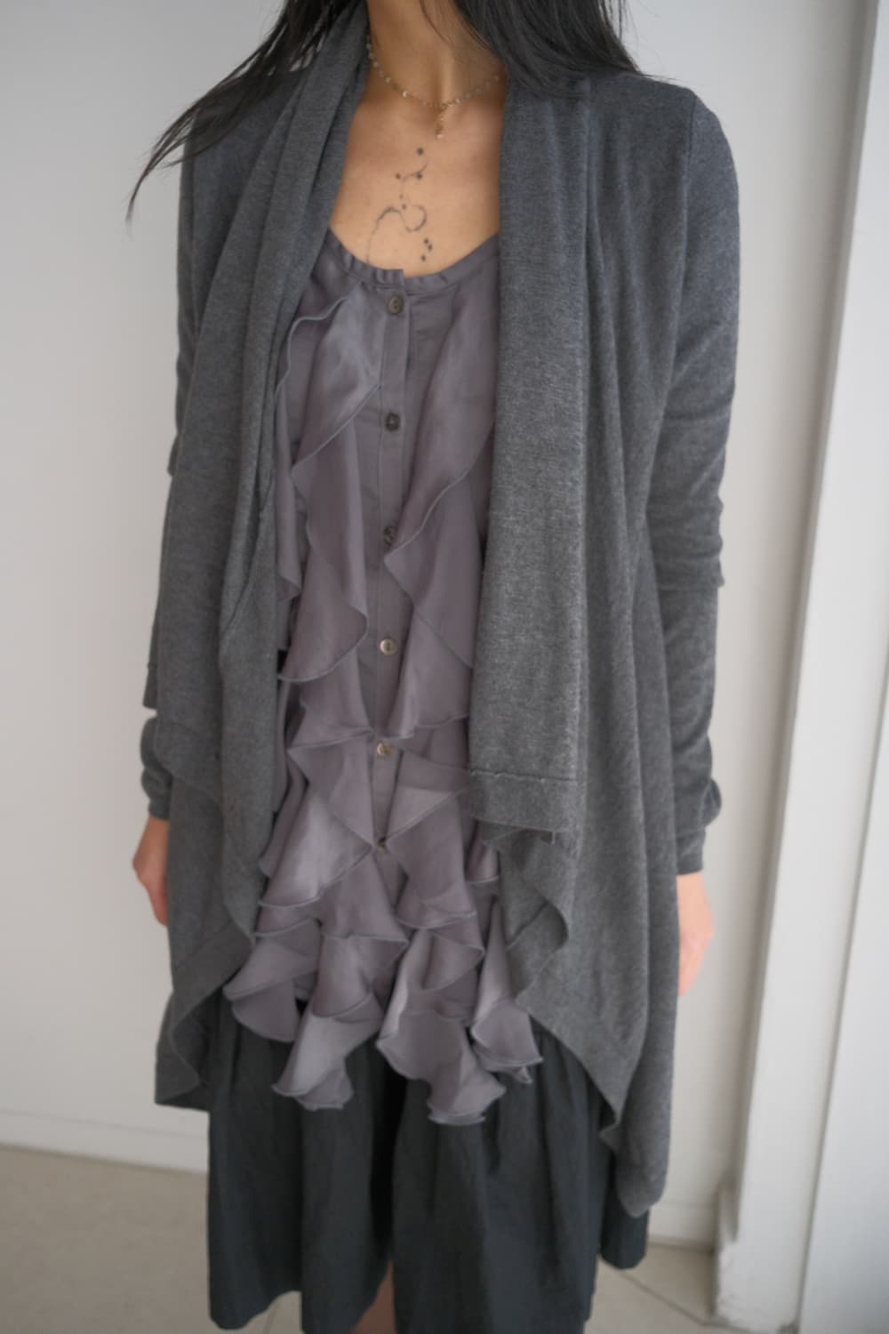 Frill docking drape cardigan 상품이미지1