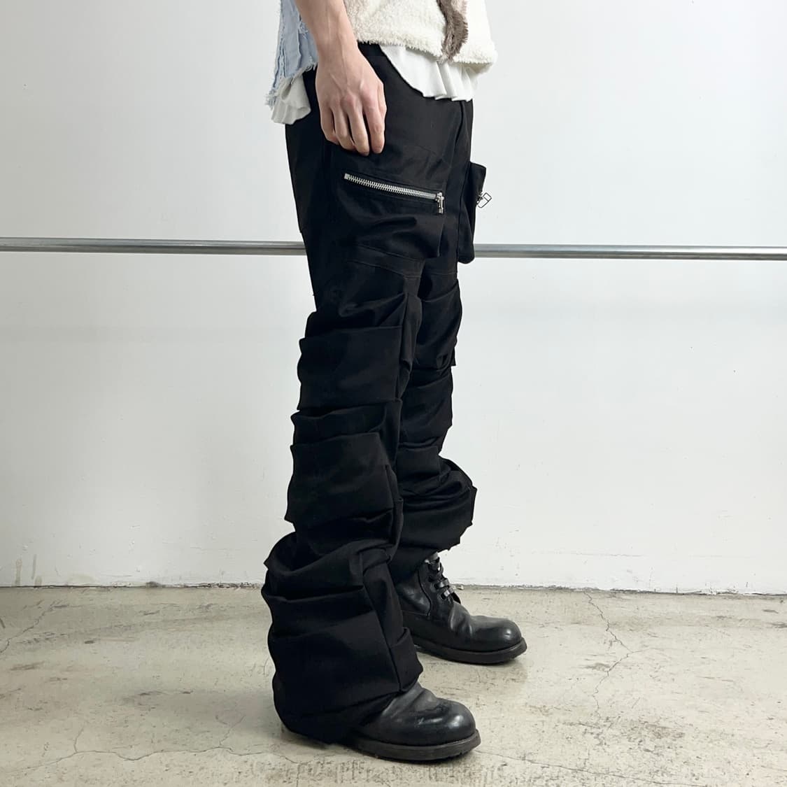 A.F Artefact 턱 볼륨 카고 팬츠 상품이미지2