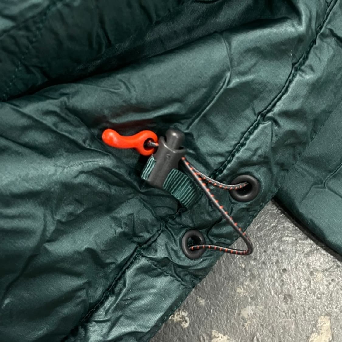 95 마운틴하드웨어 방풍 경량패딩  상품이미지5