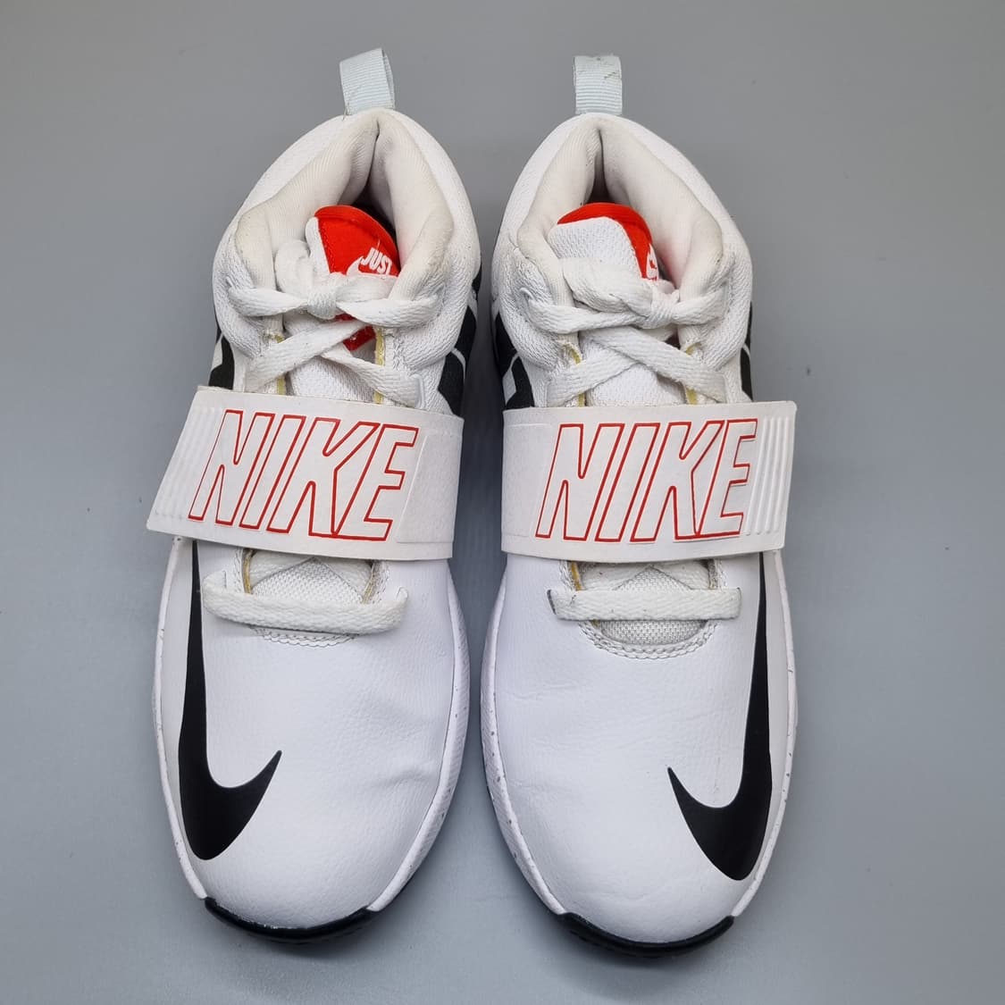 나이키 팀허슬 D8 운동화 240 상품이미지2