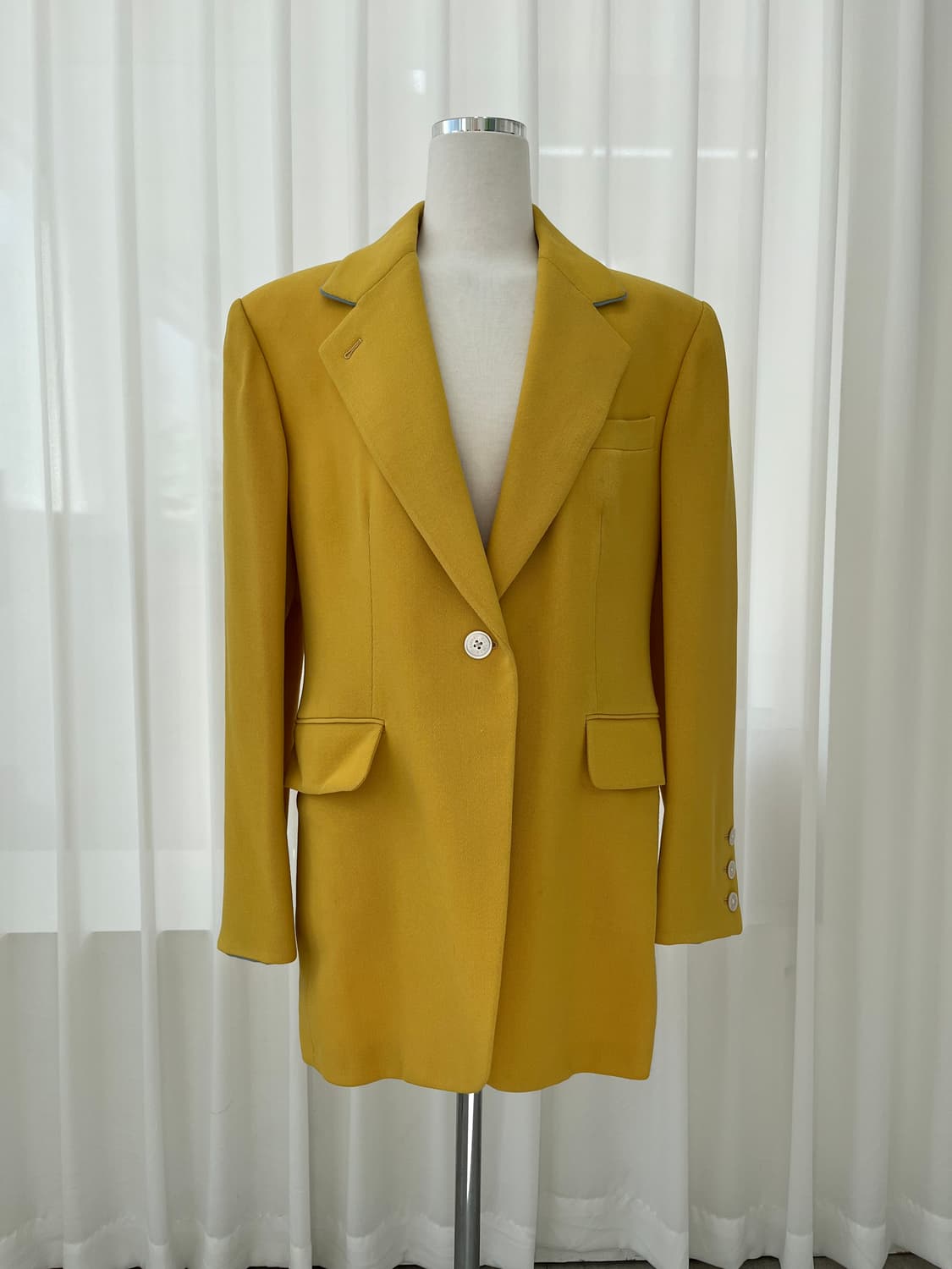 에르메스 옐로우 울 블레이저  상품이미지1