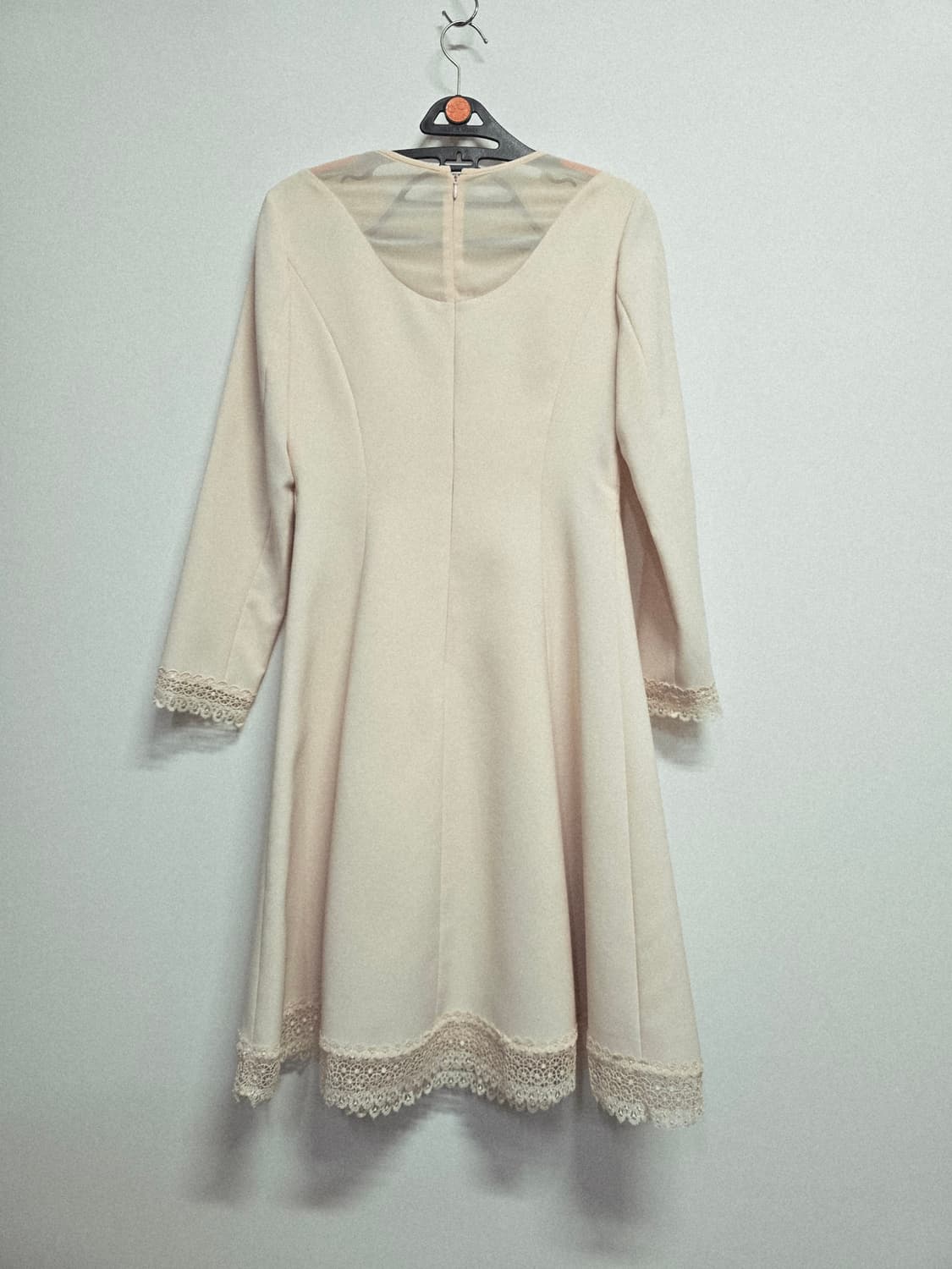 새상품 케네스레이디 아이보리 레이스 장식 원피스 상품이미지5