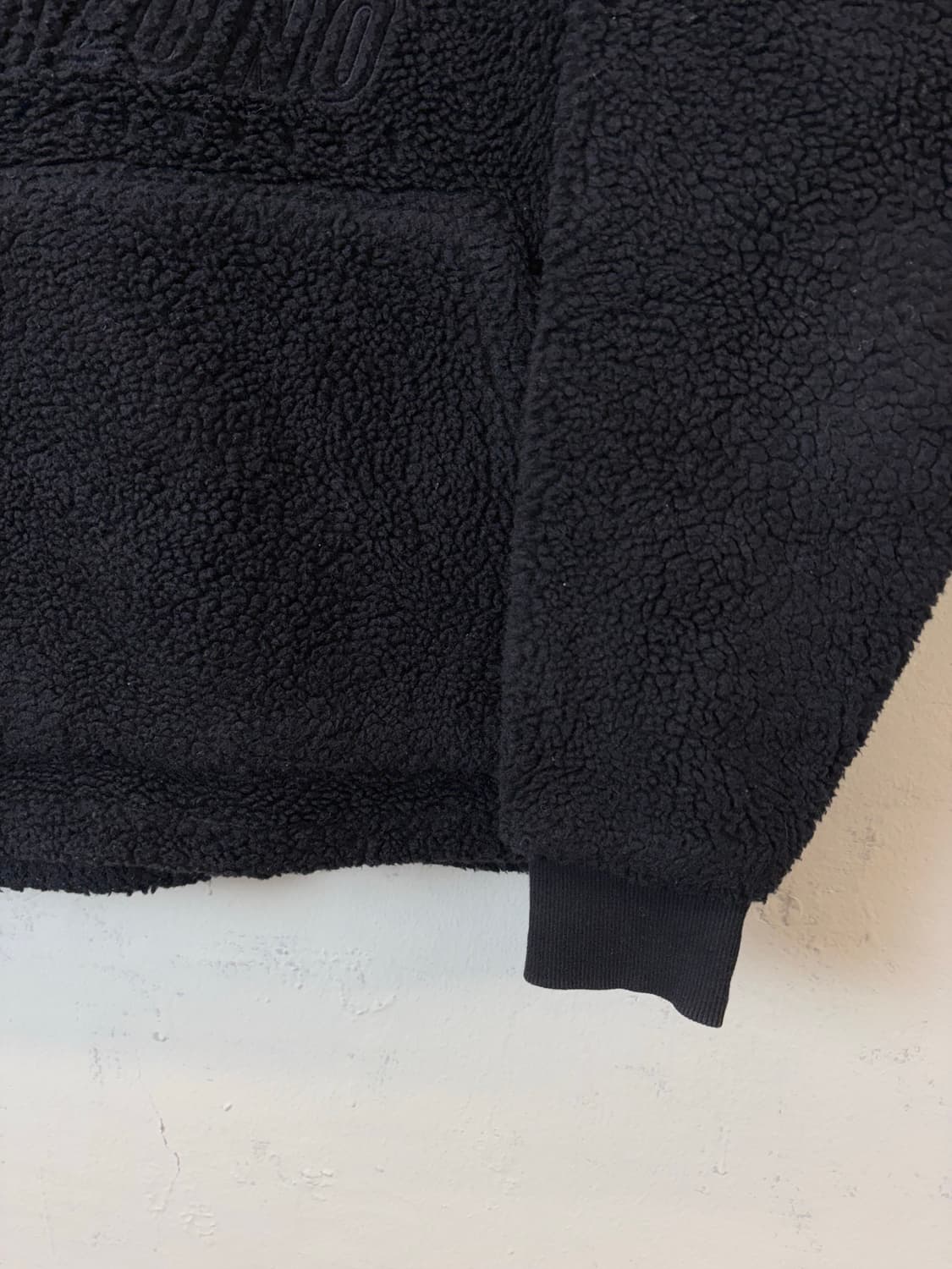 미즈노 보아 반집업 후리스 블랙 상품이미지3