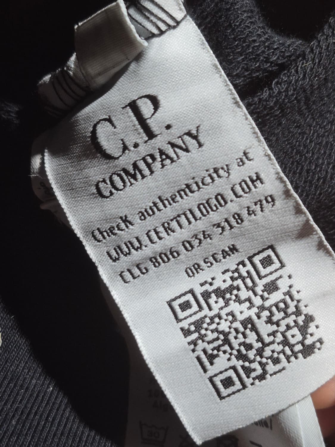 Cp컴퍼니 맨투맨 상품이미지3