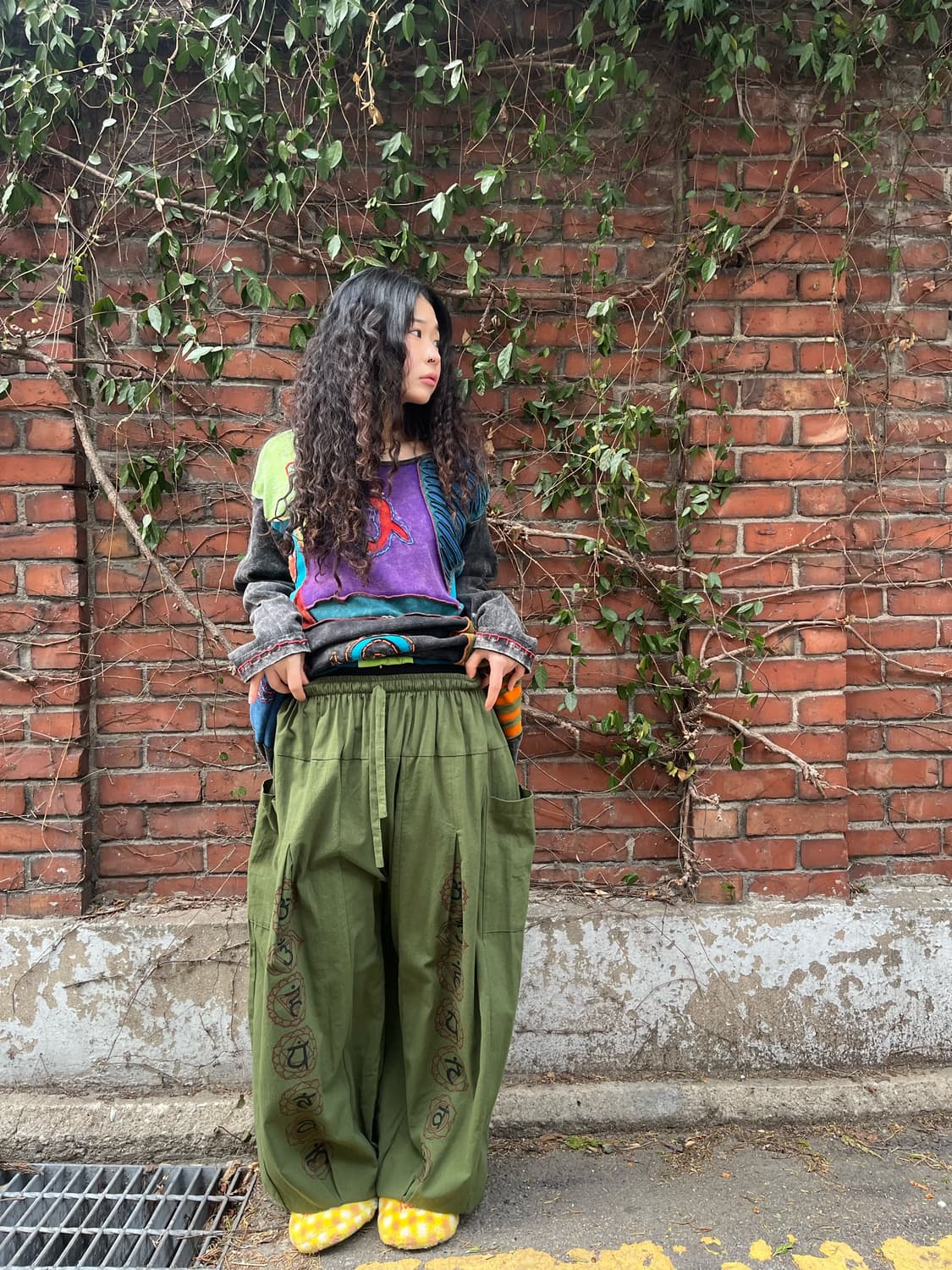 카키 그린 히피 문양 벌룬 팬츠 상품이미지1