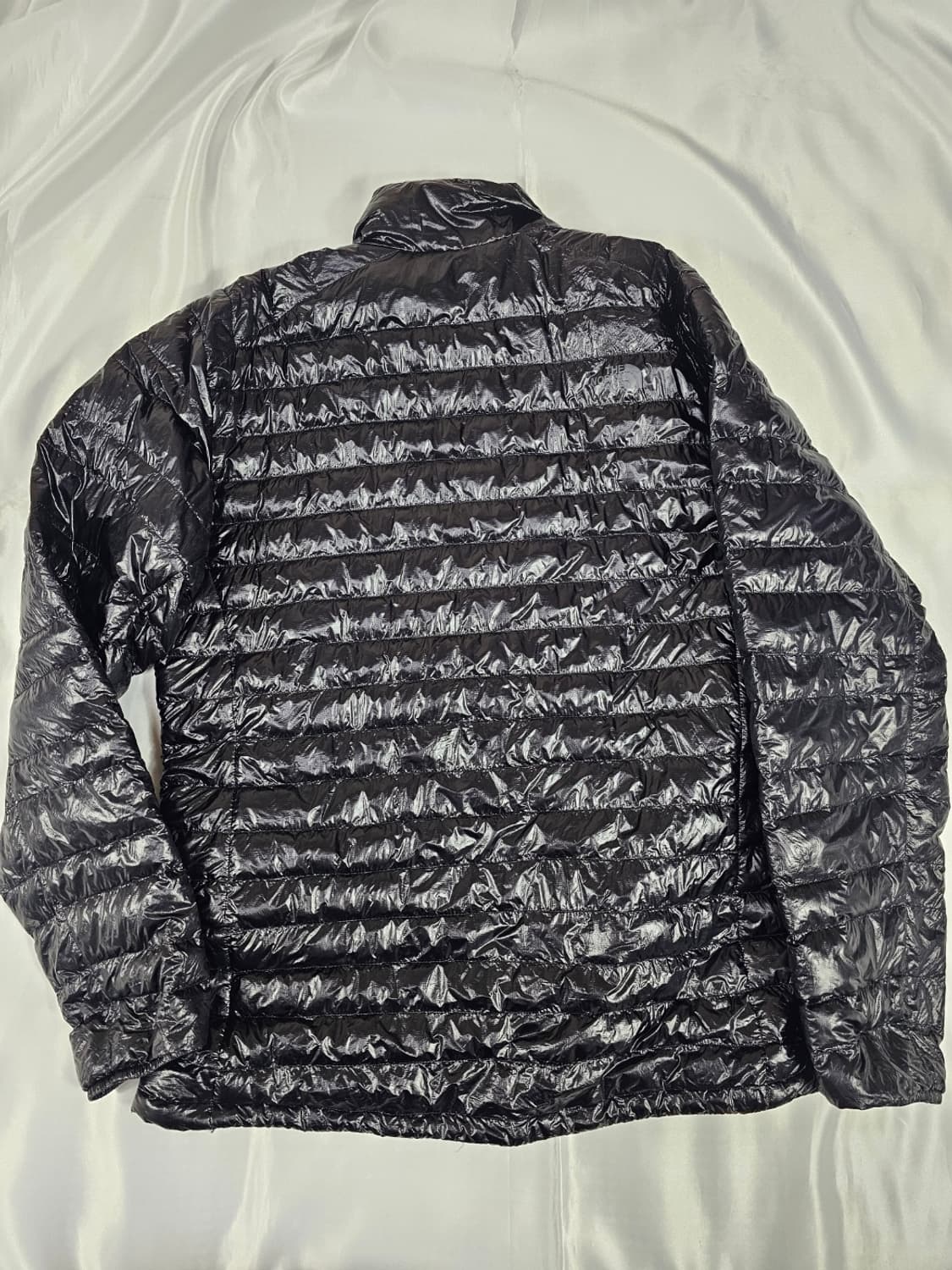 노스페이스유광경량패딩 상품이미지9