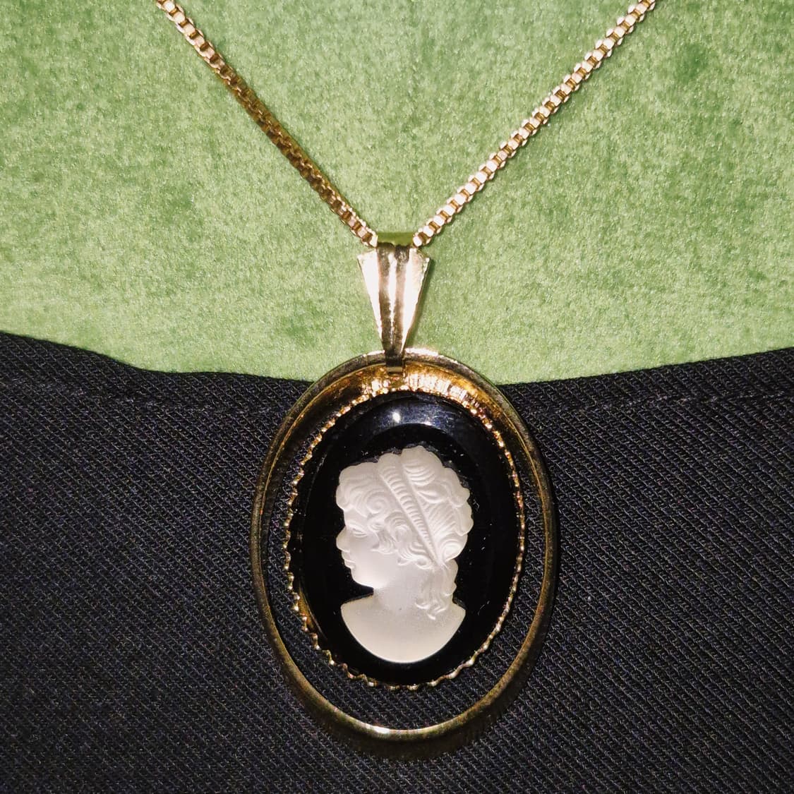70s 일본 엔틱 여인 불투명 카메오 목걸이 상품이미지10