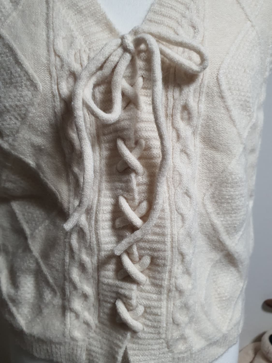 [빈티지] 아이보리 니트 조끼 레이스업 스타일 상품이미지4