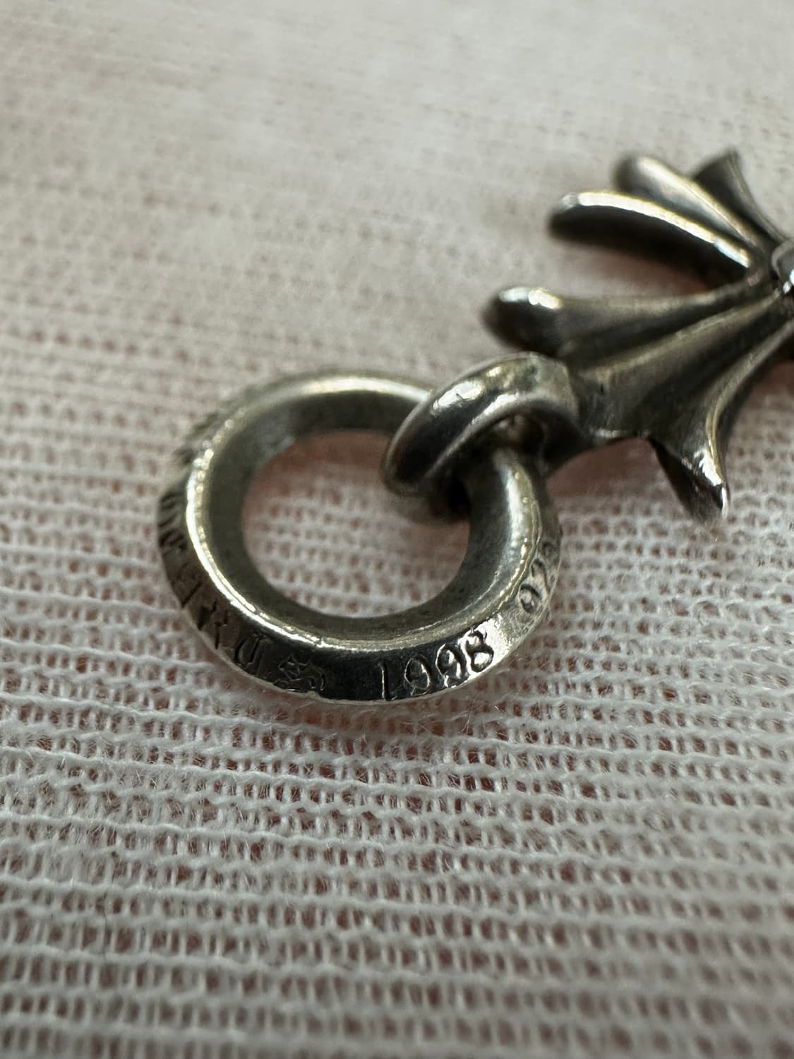 [OS] 정품 크롬하츠 타이니 크로스 상품이미지6