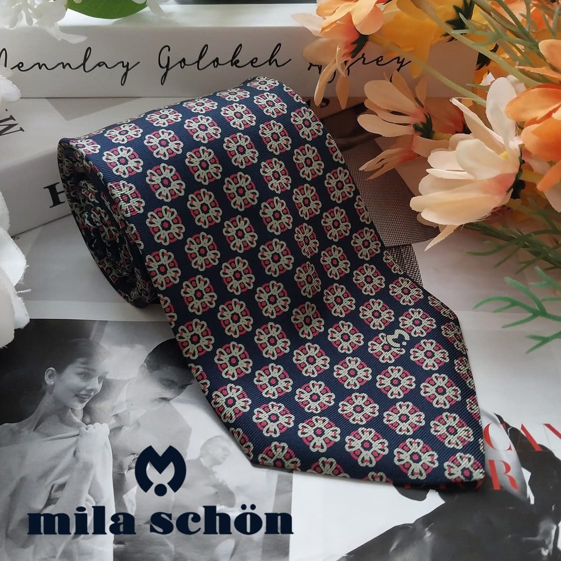 밀라숀 실크 네이비 플로럴 기하 넥타이 9.3cm A+등급 K1785
 상품이미지2