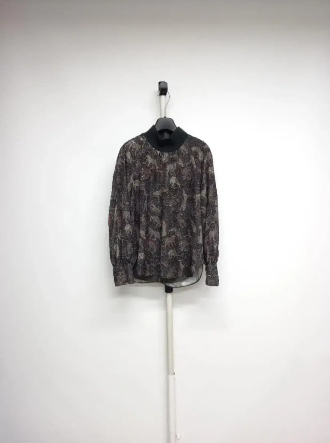 구호 KUHO 춘추동 긴팔블라우스 55.66 상품이미지1