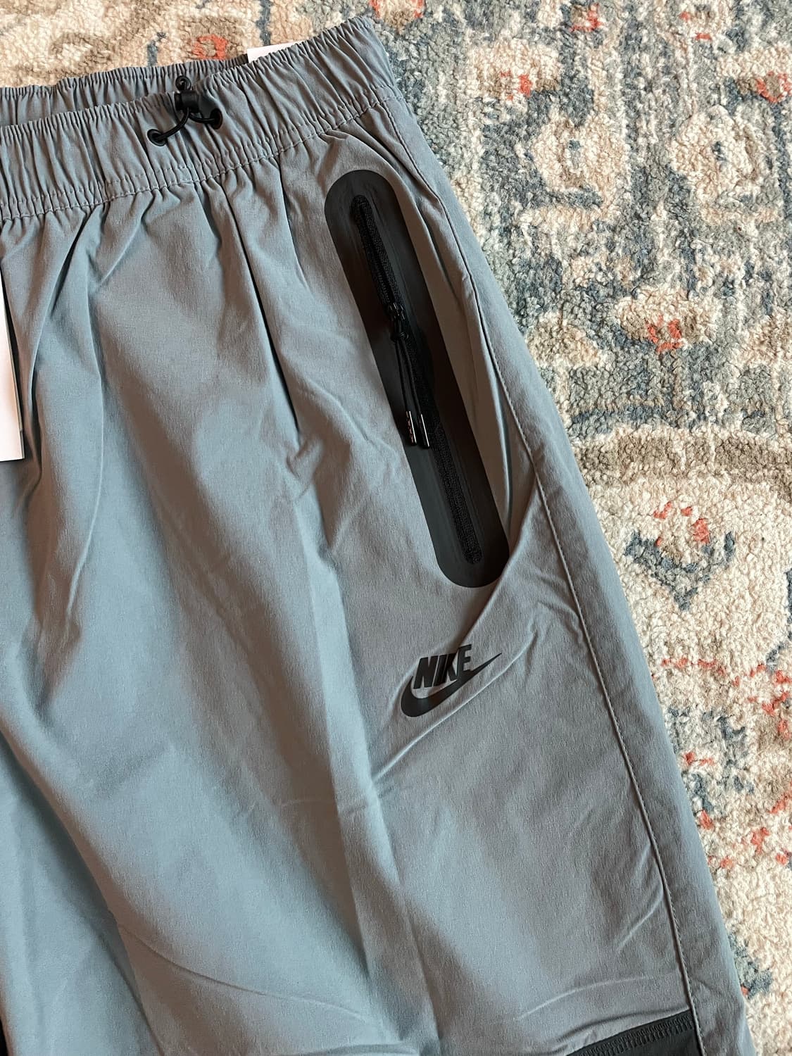 나이키 테크 맨즈 우븐 오픈 헴 팬츠 (새제품.XL) 상품이미지5