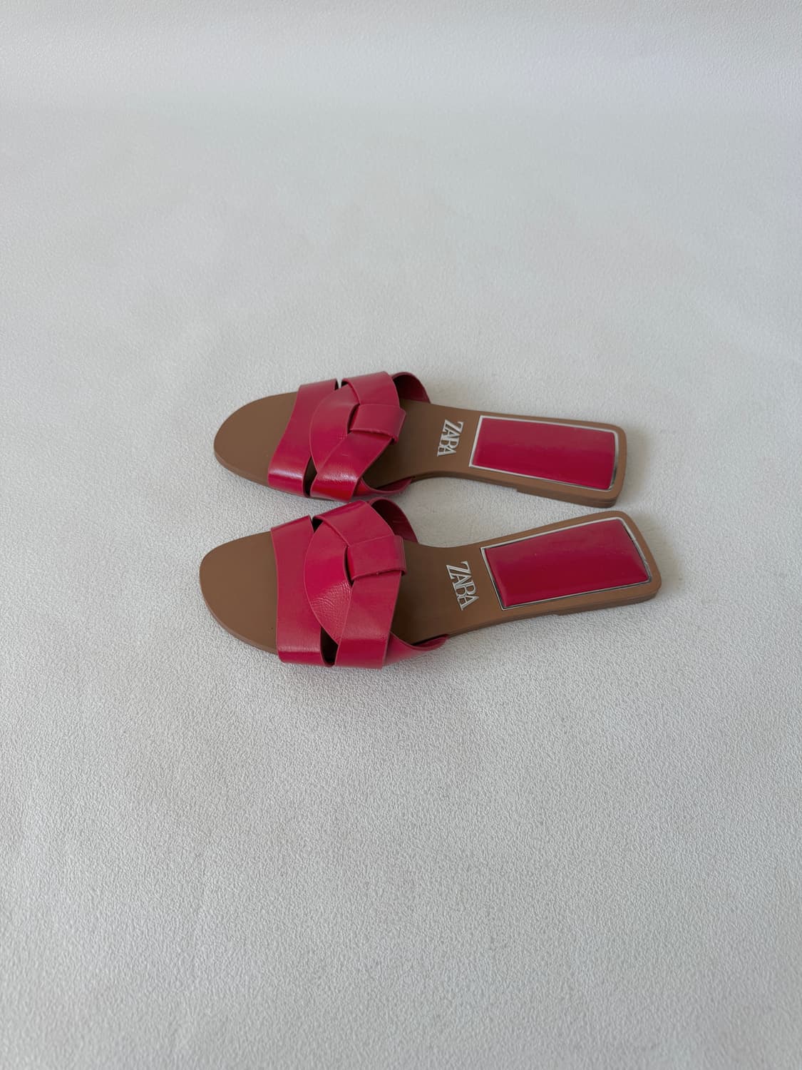 [EU37]자라(ZARA) 레더 슬리퍼 상품이미지1