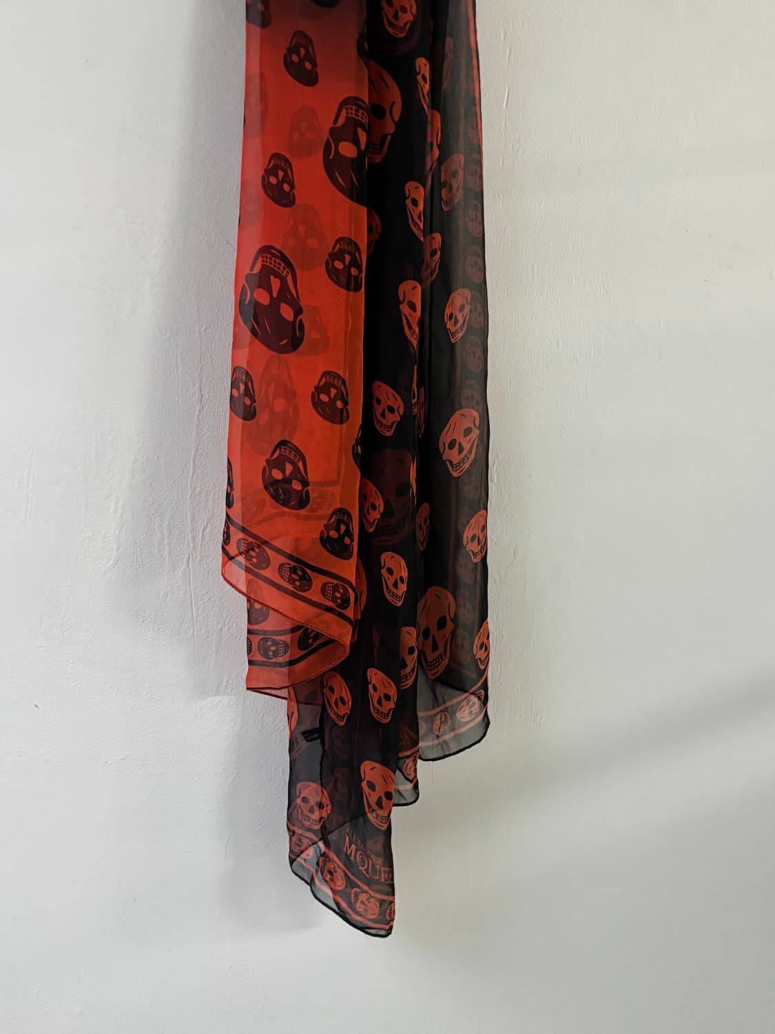 알렉산더 맥퀸 스컬 스카프 상품이미지4