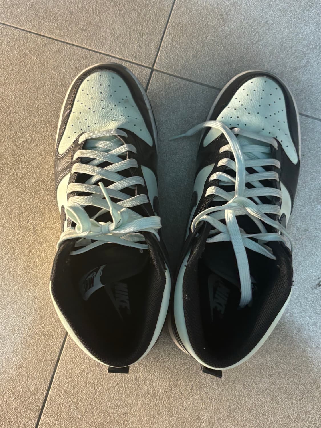 나이키 덩크하이 베얼리 그린 265 상품이미지2