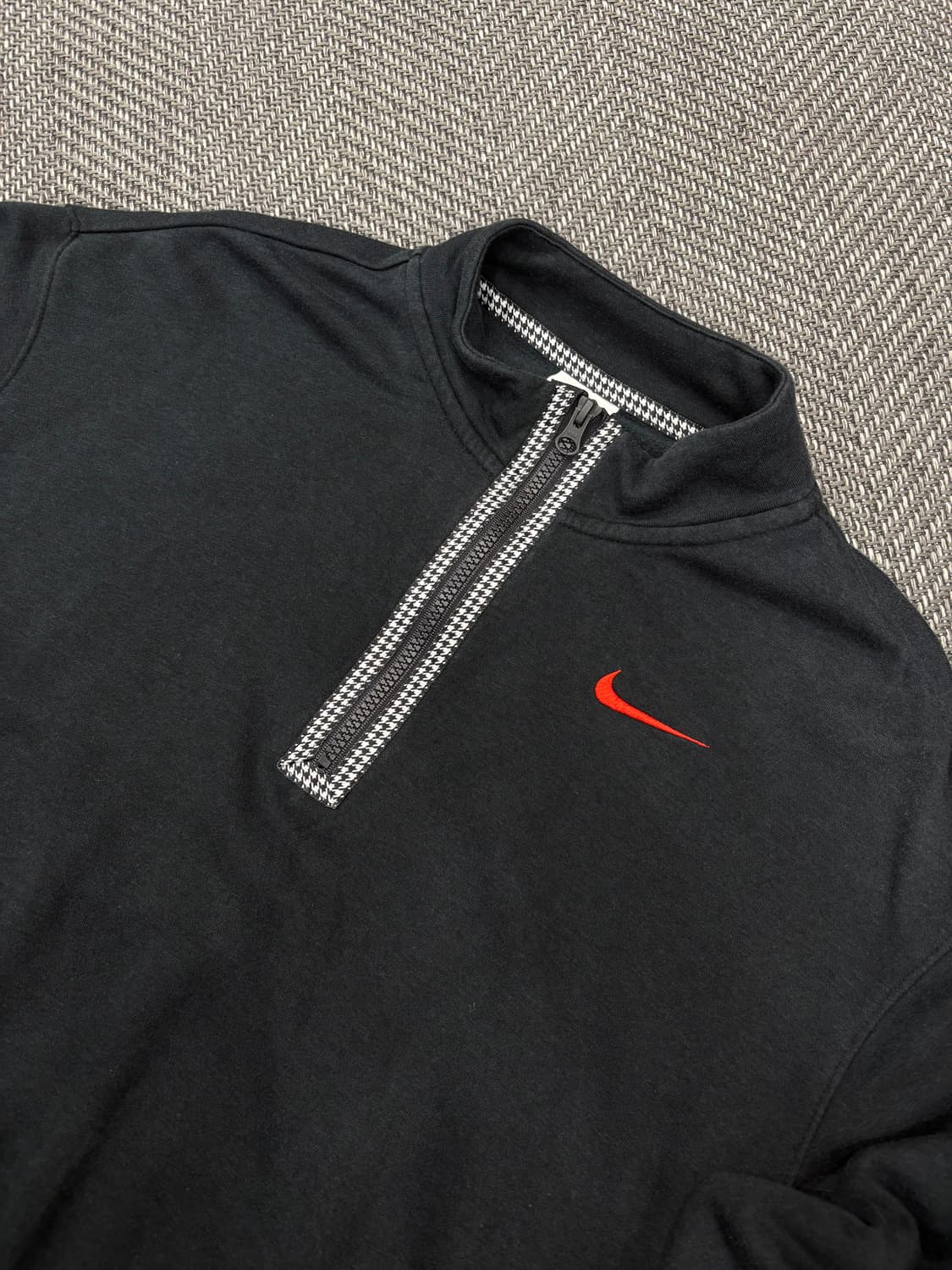 나이키 스우시 반집업 블랙s 상품이미지2