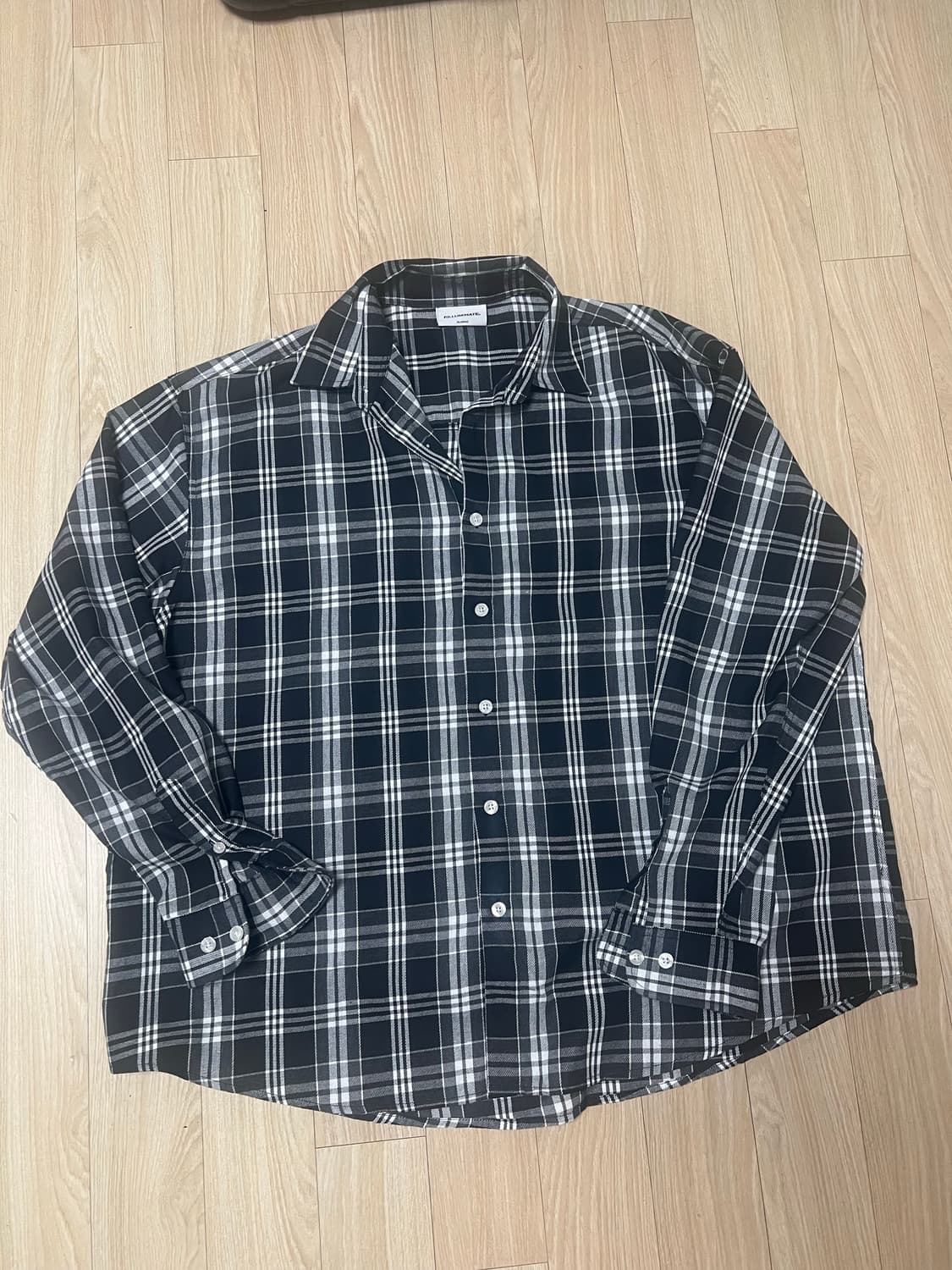 필루미네이트 오버핏 검흰 체크 셔츠 상품이미지4