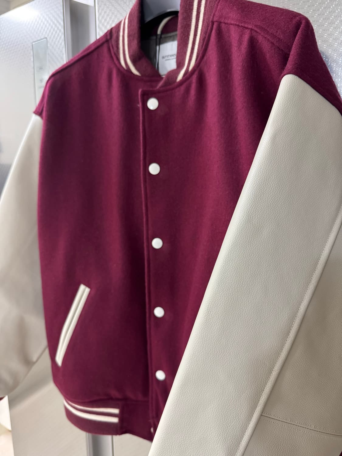 [새제품] 아웃스탠딩 바시티자켓 L 상품이미지2