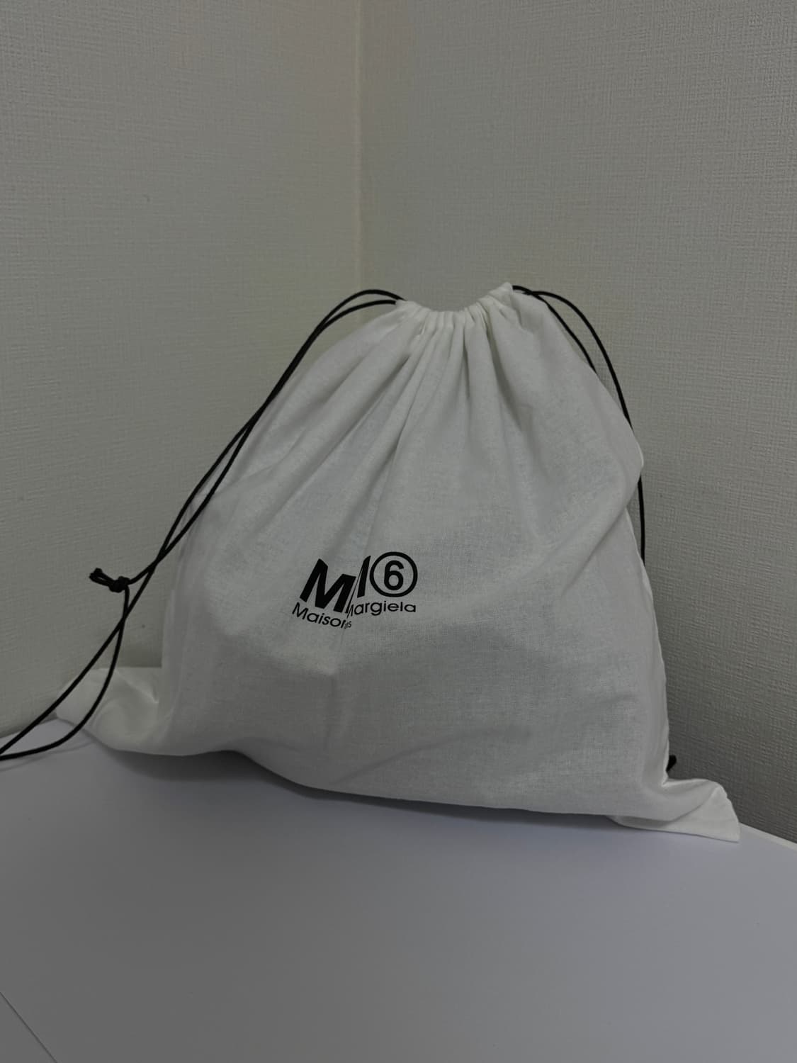 MM6 재패니즈 크로스백 블랙 상품이미지3